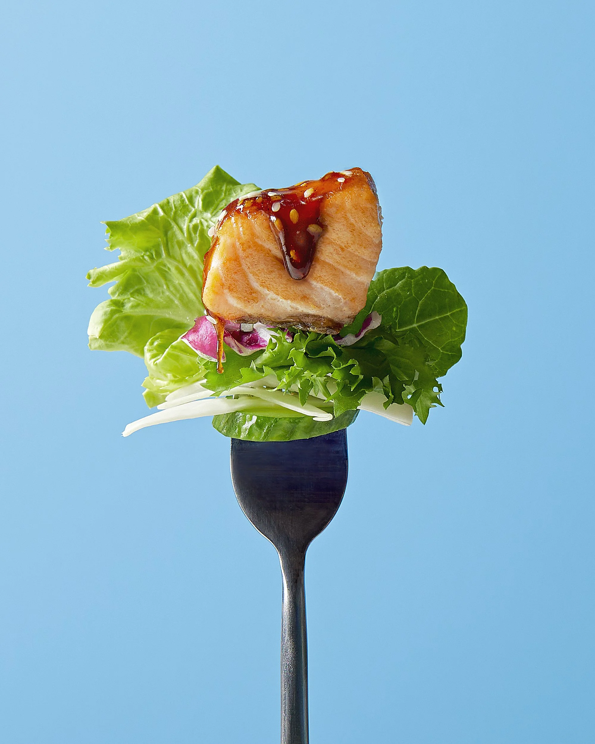 Toronto_FoodPhotographer_CarbelleDjossa_OrangeSalmonBites_Nourish_Seafood_Forkandleaf.jpg
