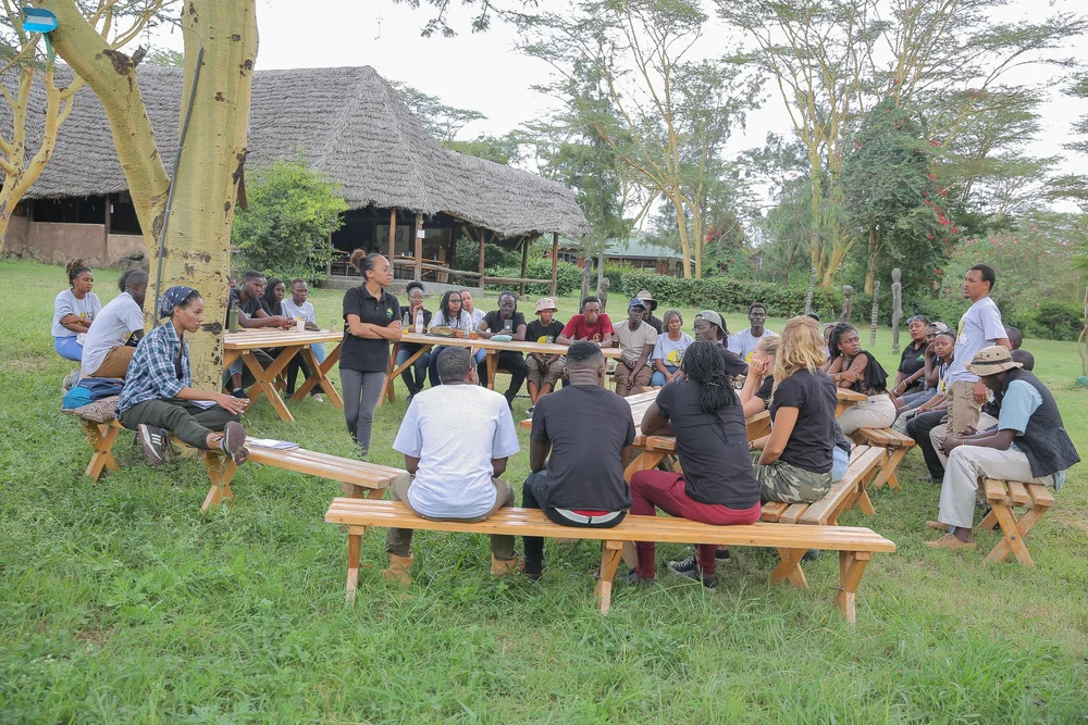 General 2 — LIGHT ART CLUB