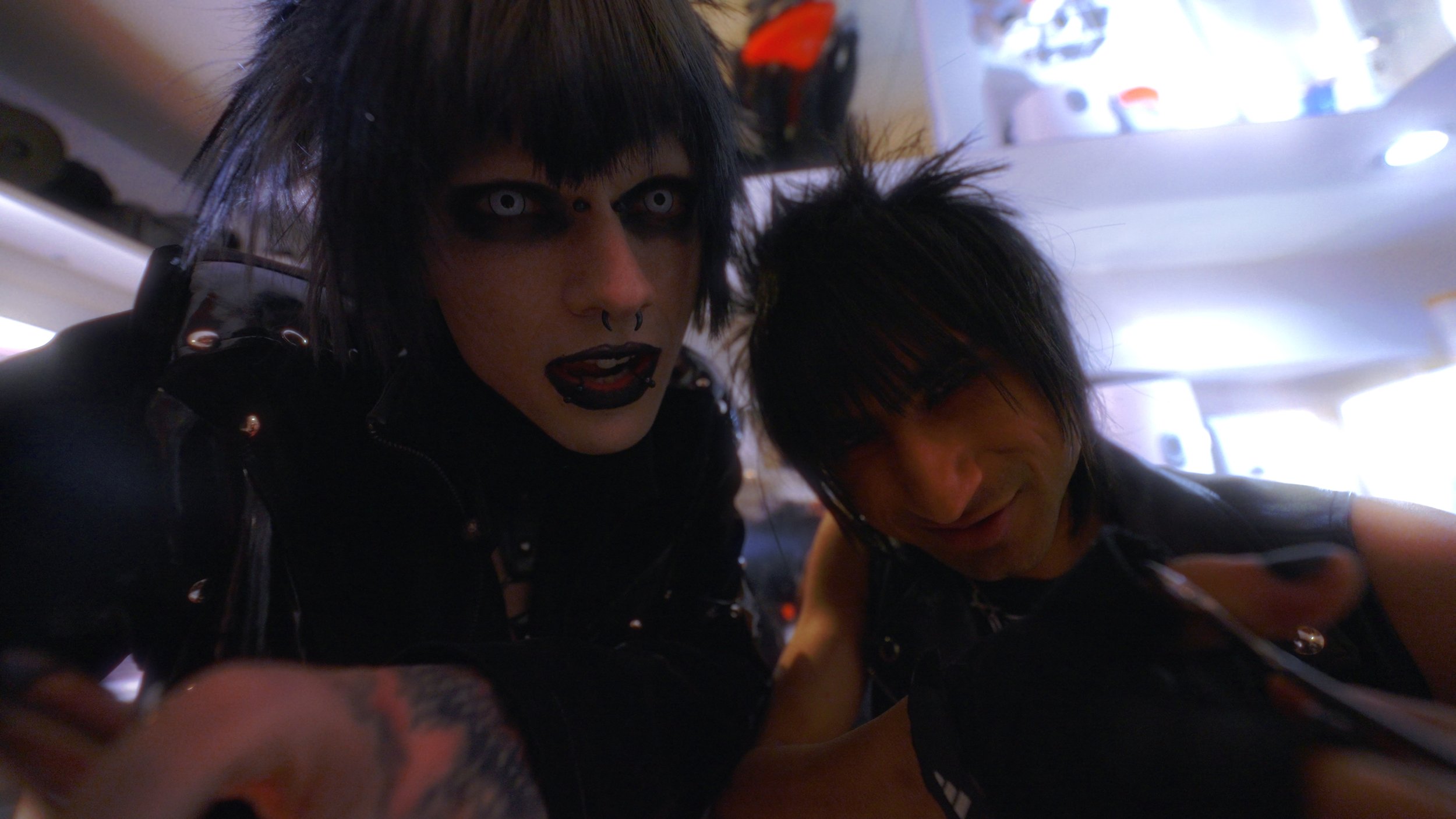 ITD - SPLIT TONGUE (FINAL)_01_00_42_42.jpg