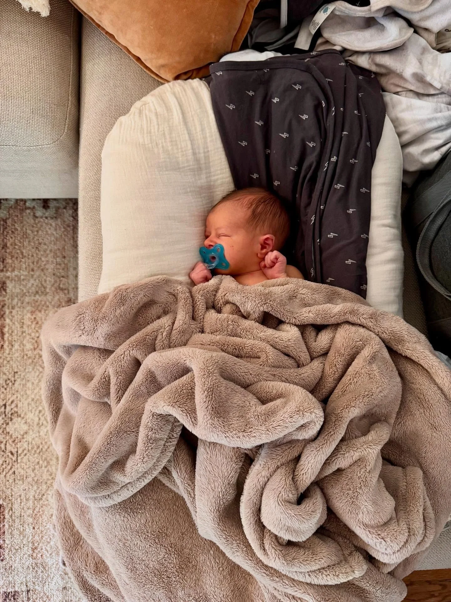 He’s here! Meet our little guy, MacIntyre. 🤍🫶🏼 We are a family of five!!! Ben and I are loving this newborn bubble we’re in and feel completely in awe of our kiddos. 🥲