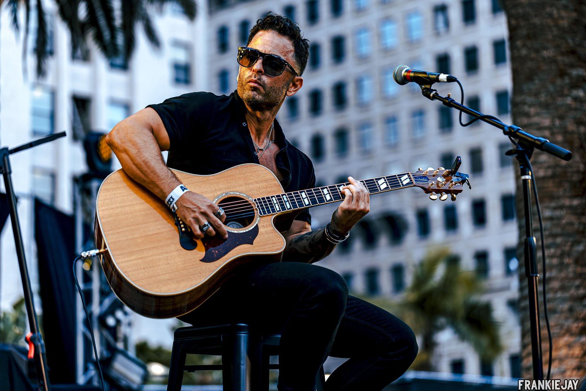 PERSHING SQUARE LA-POP 2000--5.jpg