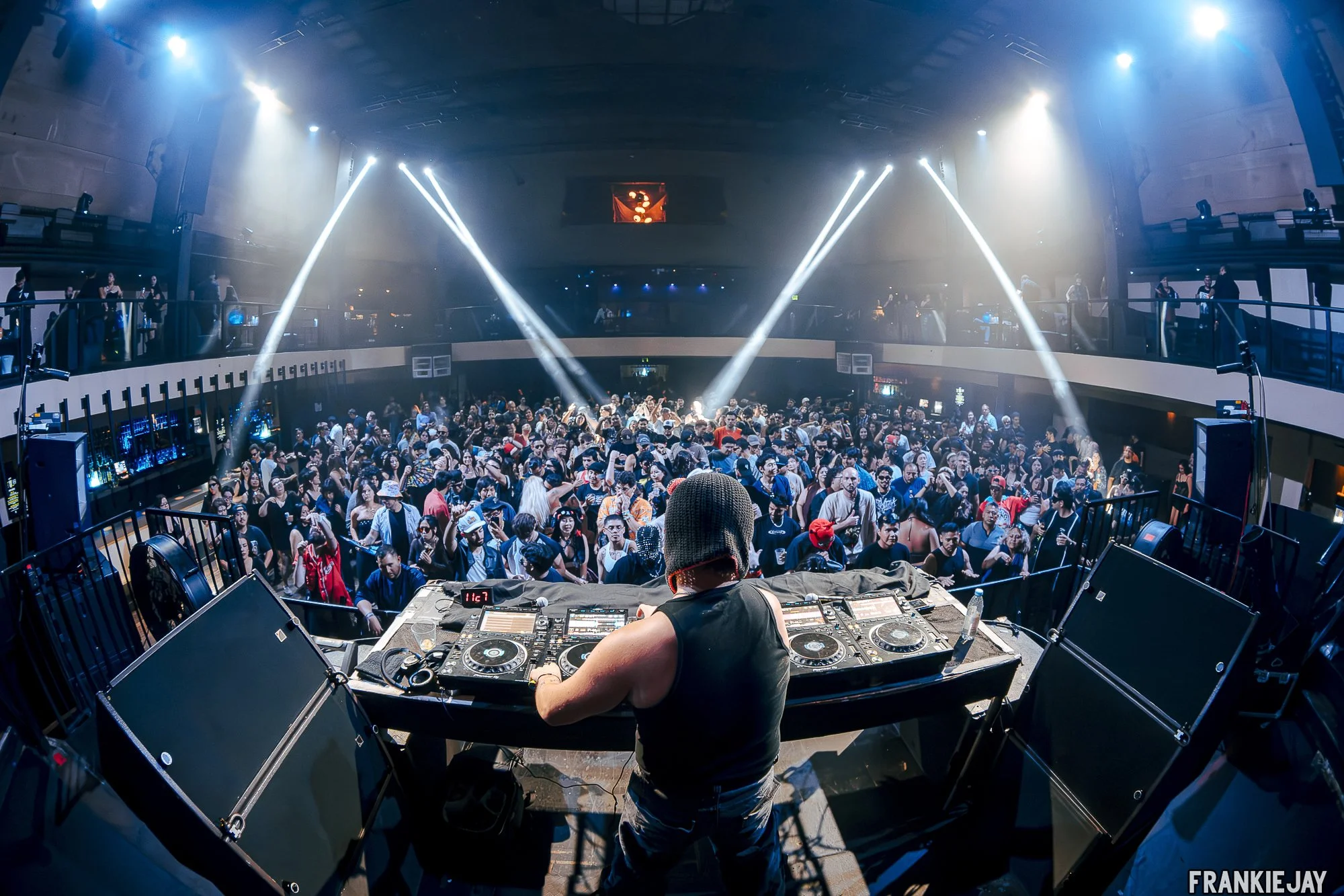 EXCHANGELA-BLTHZER-8.jpg
