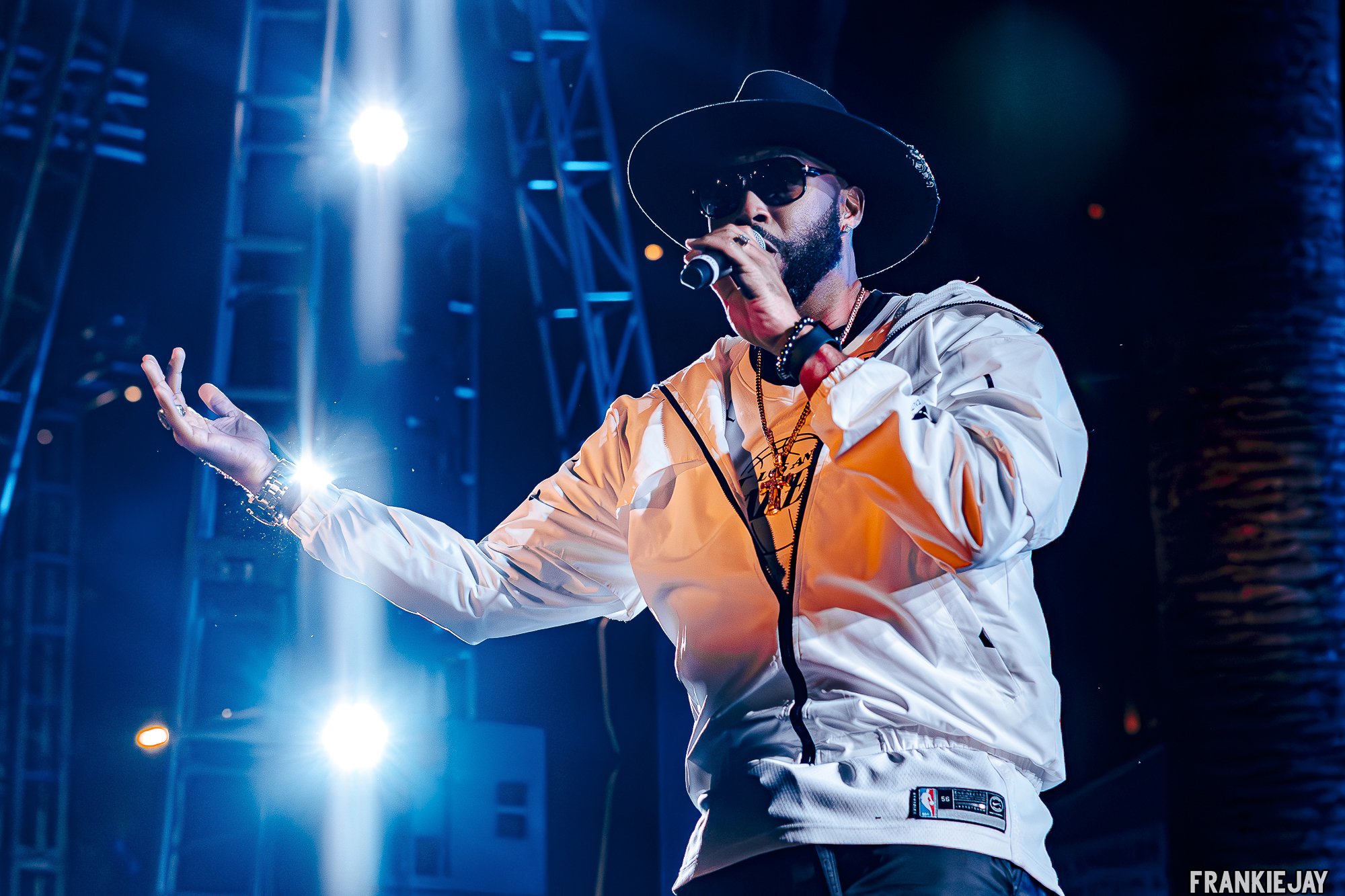 PERSHING SQUARE LA-R&B--2.jpg