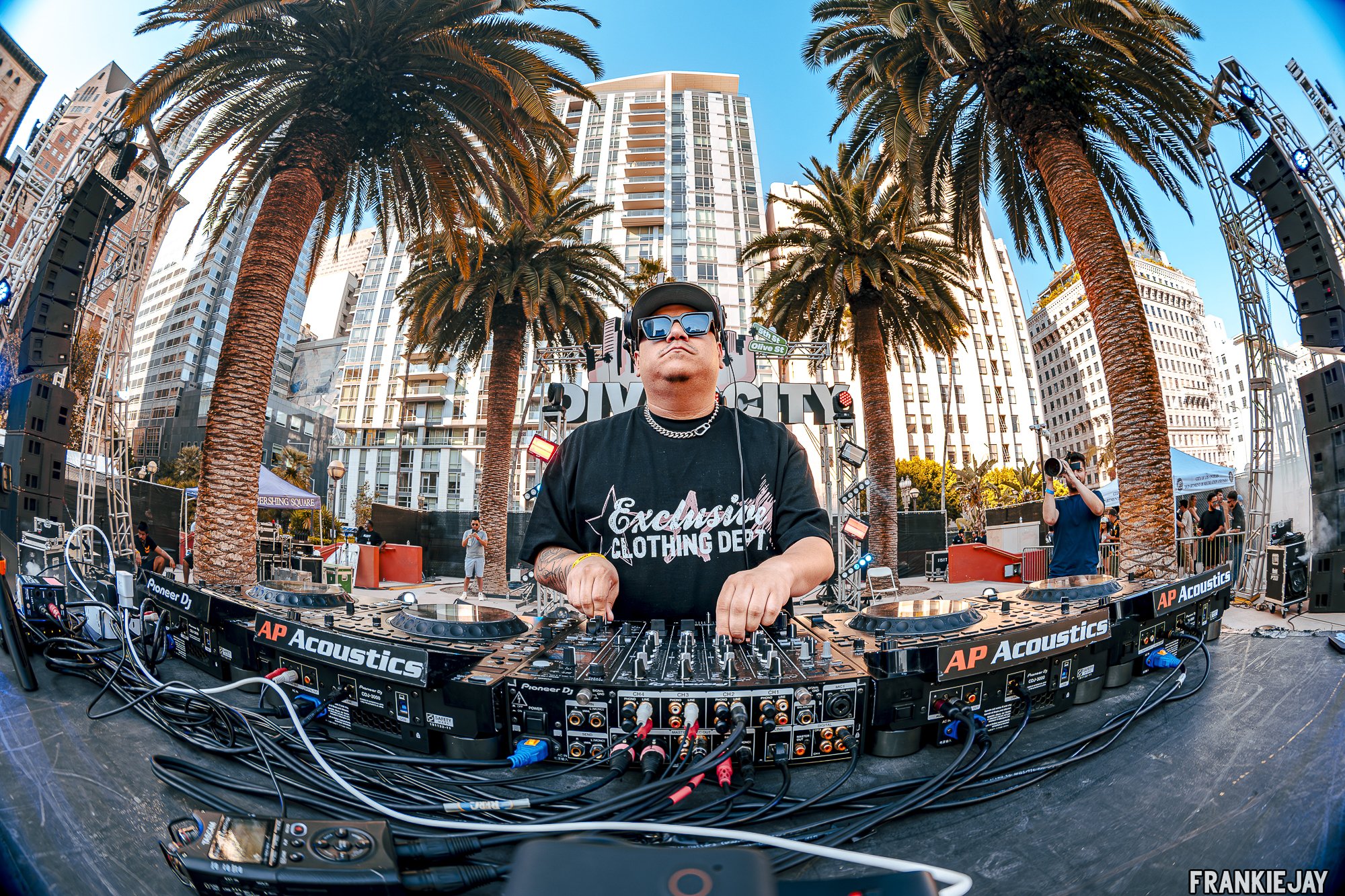 PERSHING SQUARE LA-DIMMAK--2.jpg