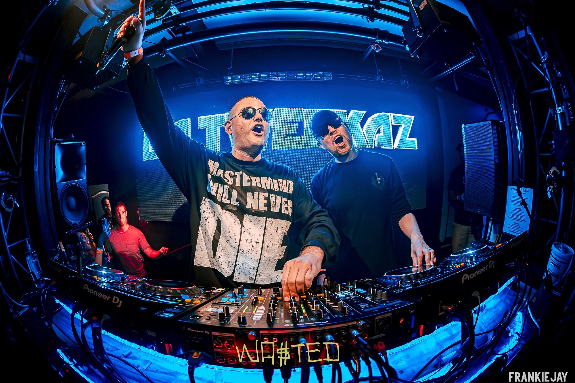 WA$TEDHB-DATWEEKAZ-.jpg