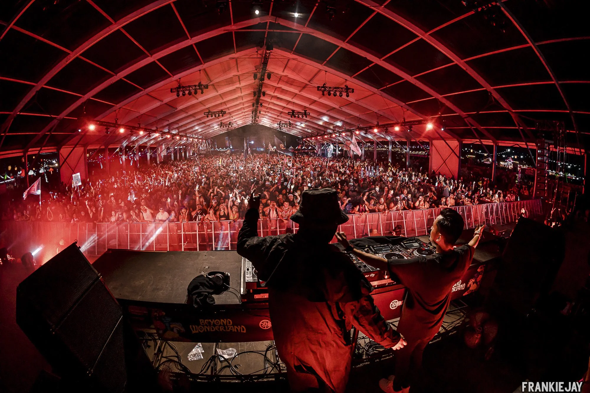 BEYOND WONDERLAND-GEO-4066.jpg