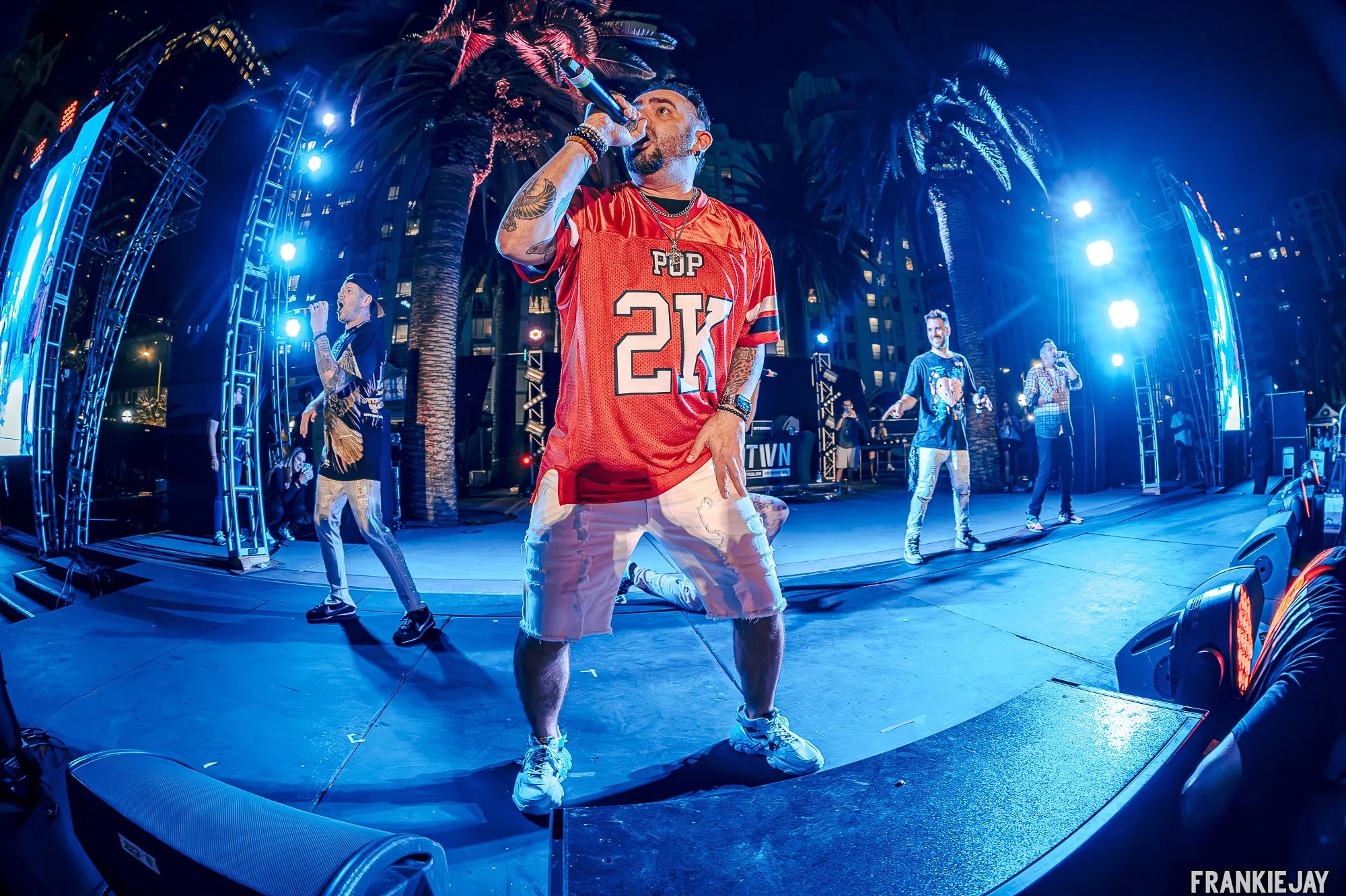 PERSHING SQUARE LA-POP 2000--6.jpg