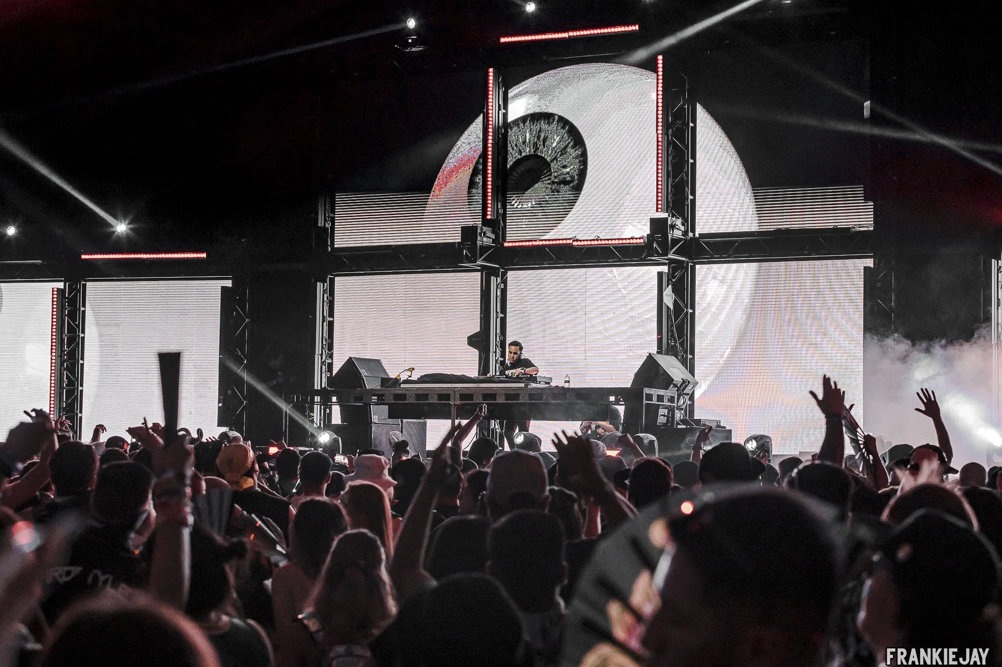 BEYOND WONDERLAND-GEO-1955.jpg