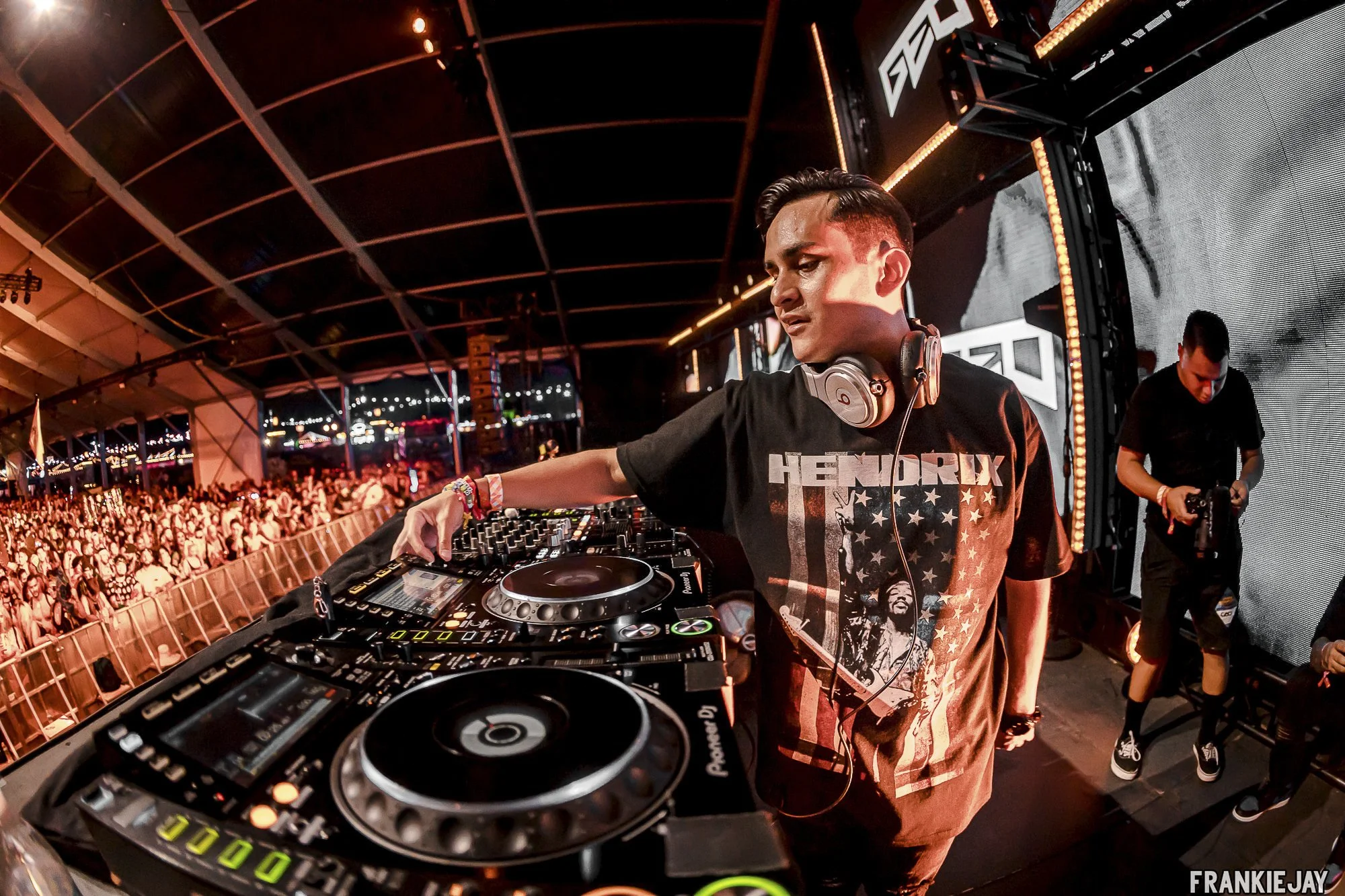 BEYOND WONDERLAND-GEO-3166.jpg