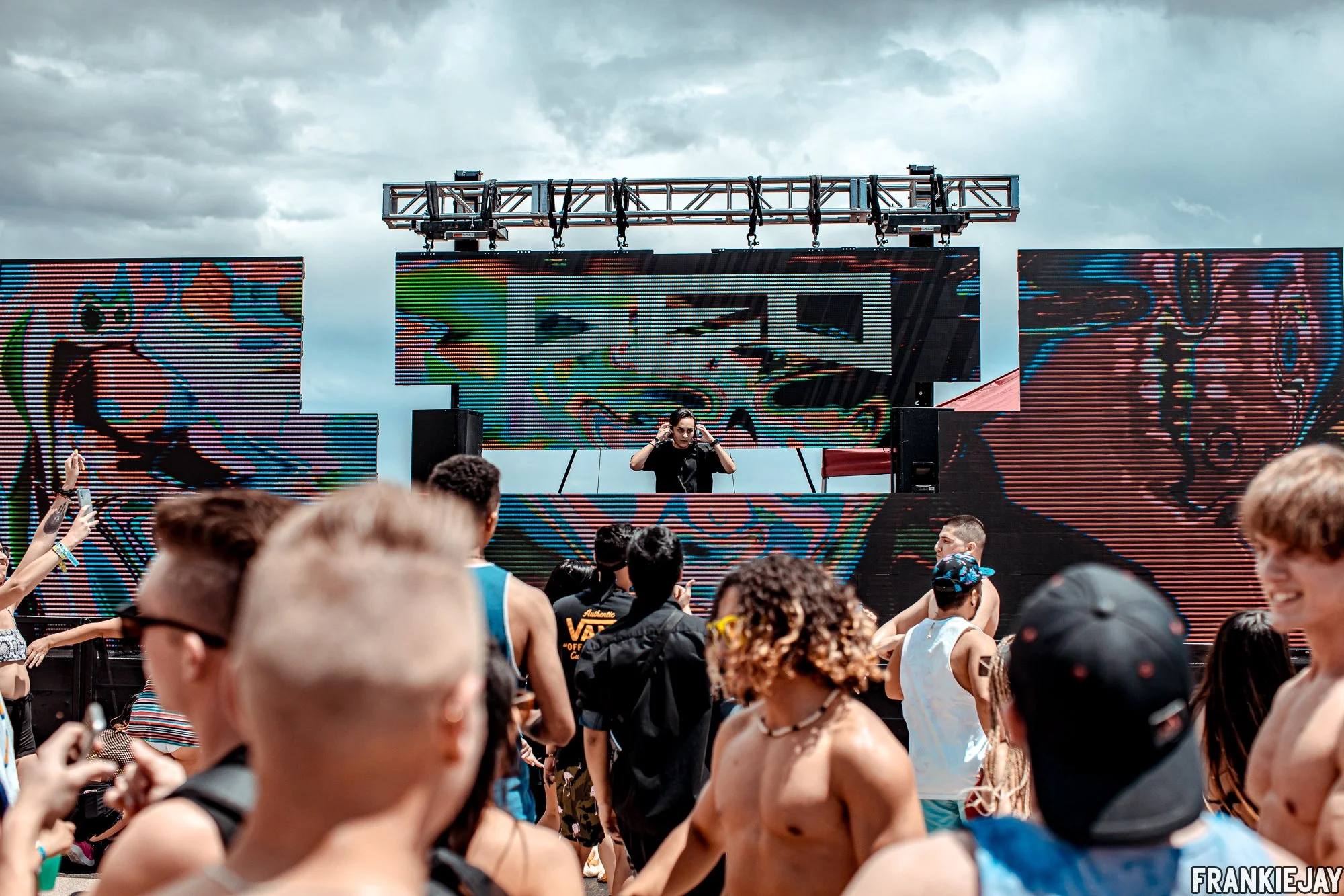 05-16-19-GEO-BASSCON POOL PARTY-0251.jpg