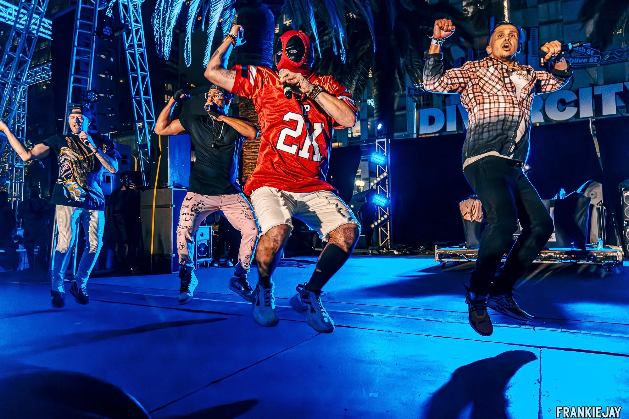 PERSHING SQUARE LA-POP 2000--14.jpg