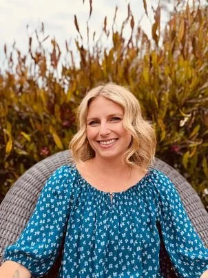 Elise- of Tidal Groove Studios
Beaded Jewelry & Block Print Artist