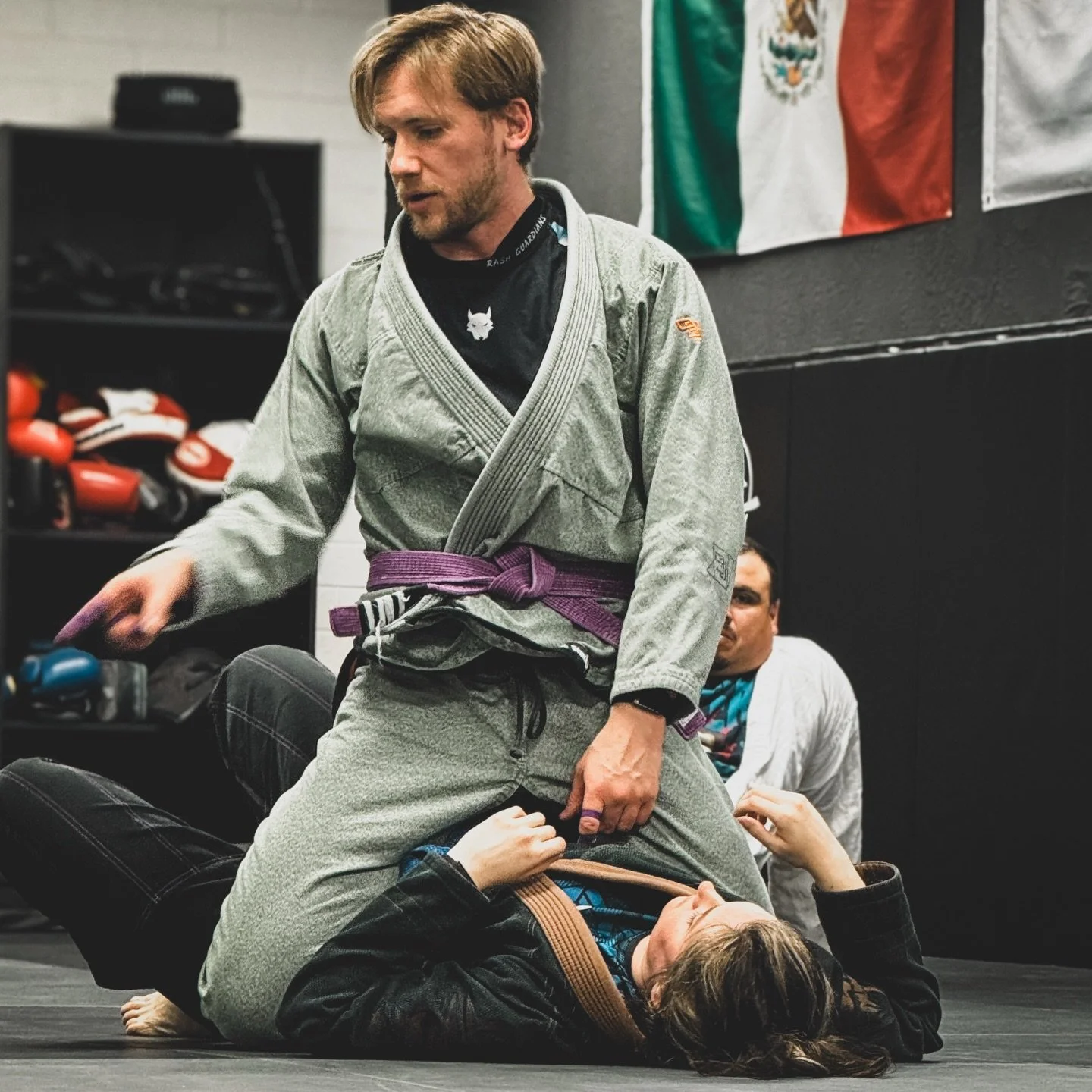 It&rsquo;s Monday! Start your week off right: Grab your gis and lets learn some Jiu Jitsu 😤