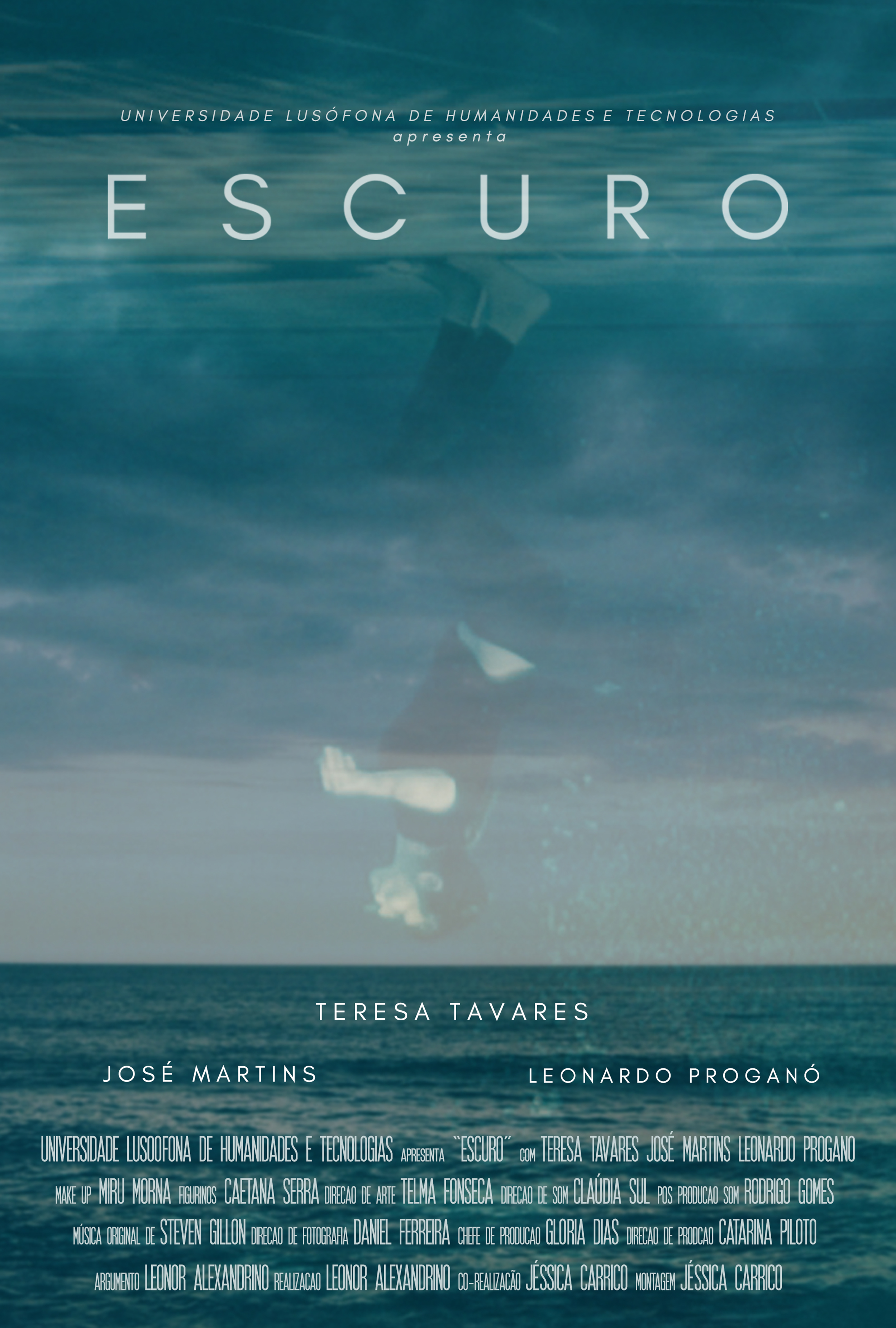 Cover of a book titled 'Escuro' presented by Universidade Lusófona de Humanidades e Tecnologias, featuring a person floating under water with their face and body submerged, and their legs and feet visible above the water surface.