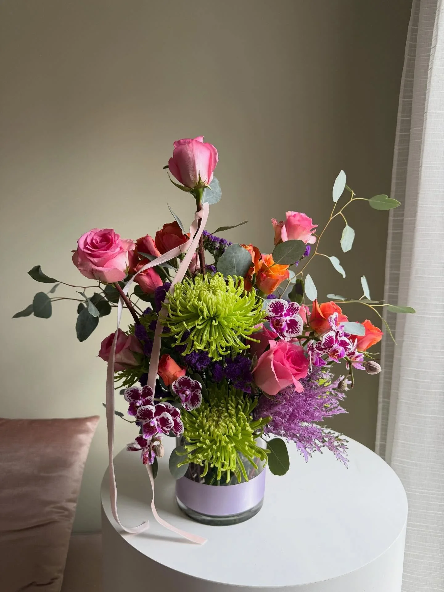 Snippets:
Anniversary 🌺 delivery
getting back into pottery again - can&rsquo;t wait to try these new glazes! 
Made a little shrine with a few of my favorite things.. 
the eagles flying nearby..majestic as always🦅
Also, cooking is fun when the food 