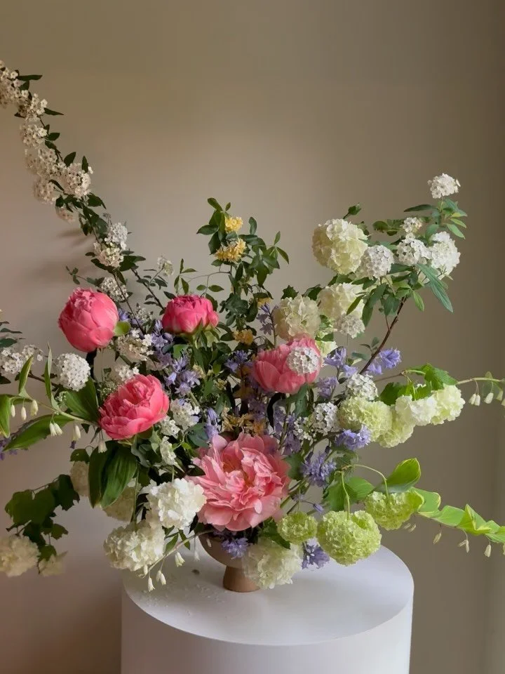 And suddenly, it&rsquo;s January 15, 2026. Wowza! As I was perusing through the endless amount of pictures in my phone as one does at the end of the year, found so many flower projects that never made it to the grid, so here&rsquo;s a giant beauty fr