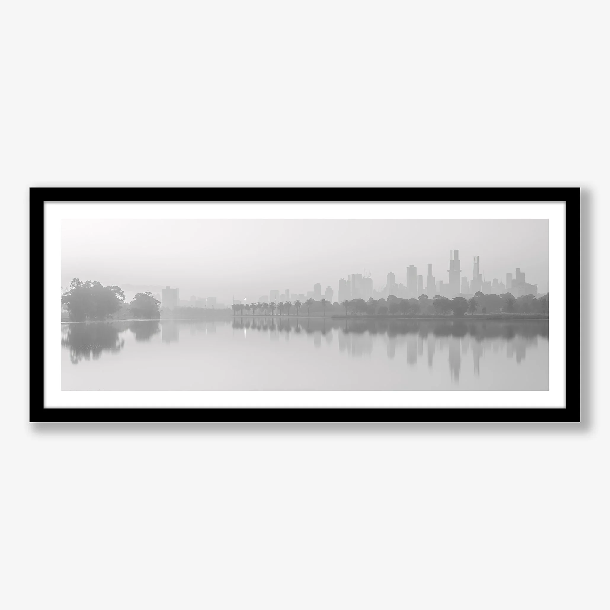 melbourne-in-mist-pano-black.jpg