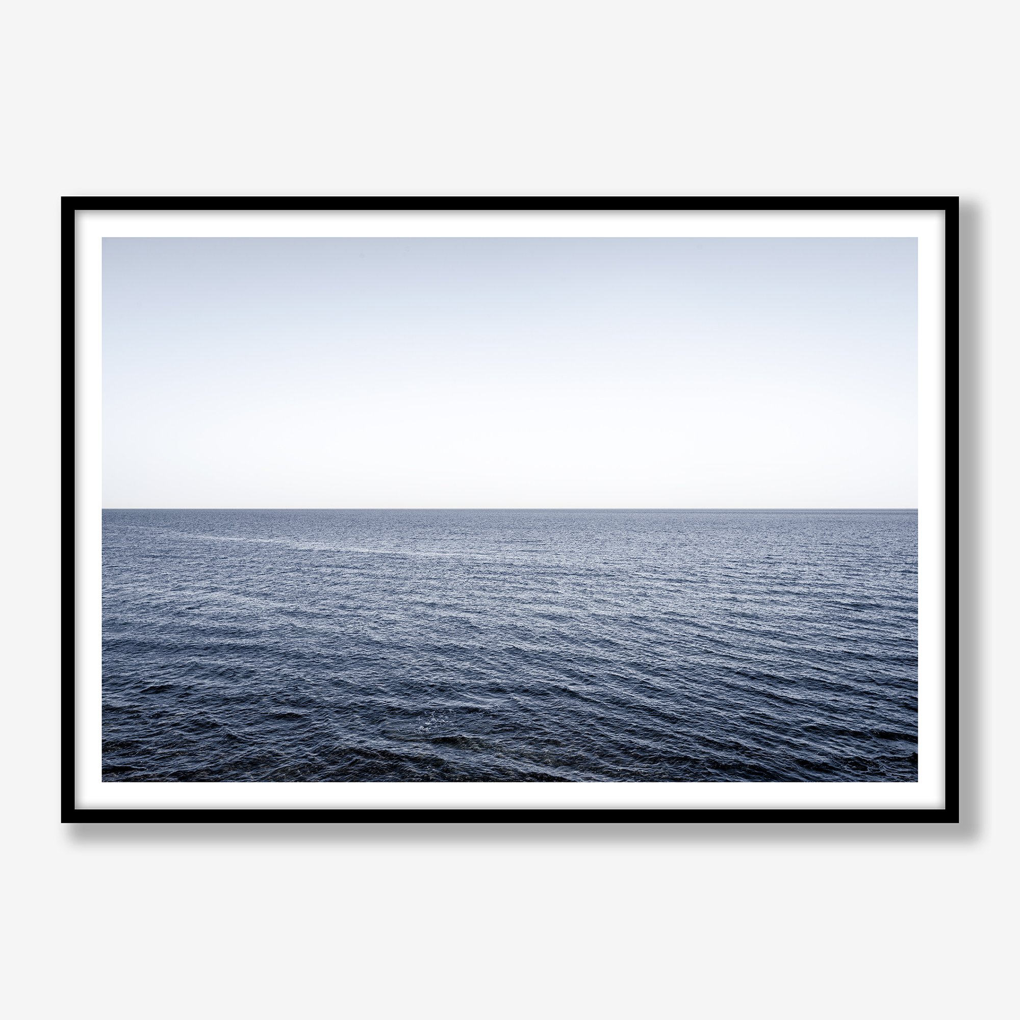 seascape-3440-black.jpg