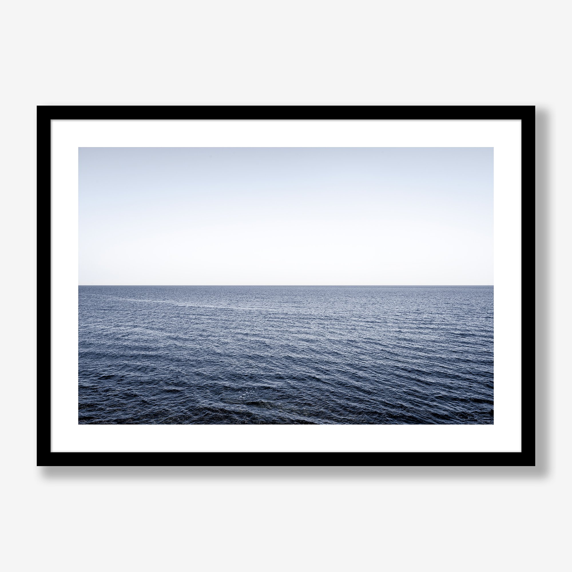 seascape-3440-black.jpg