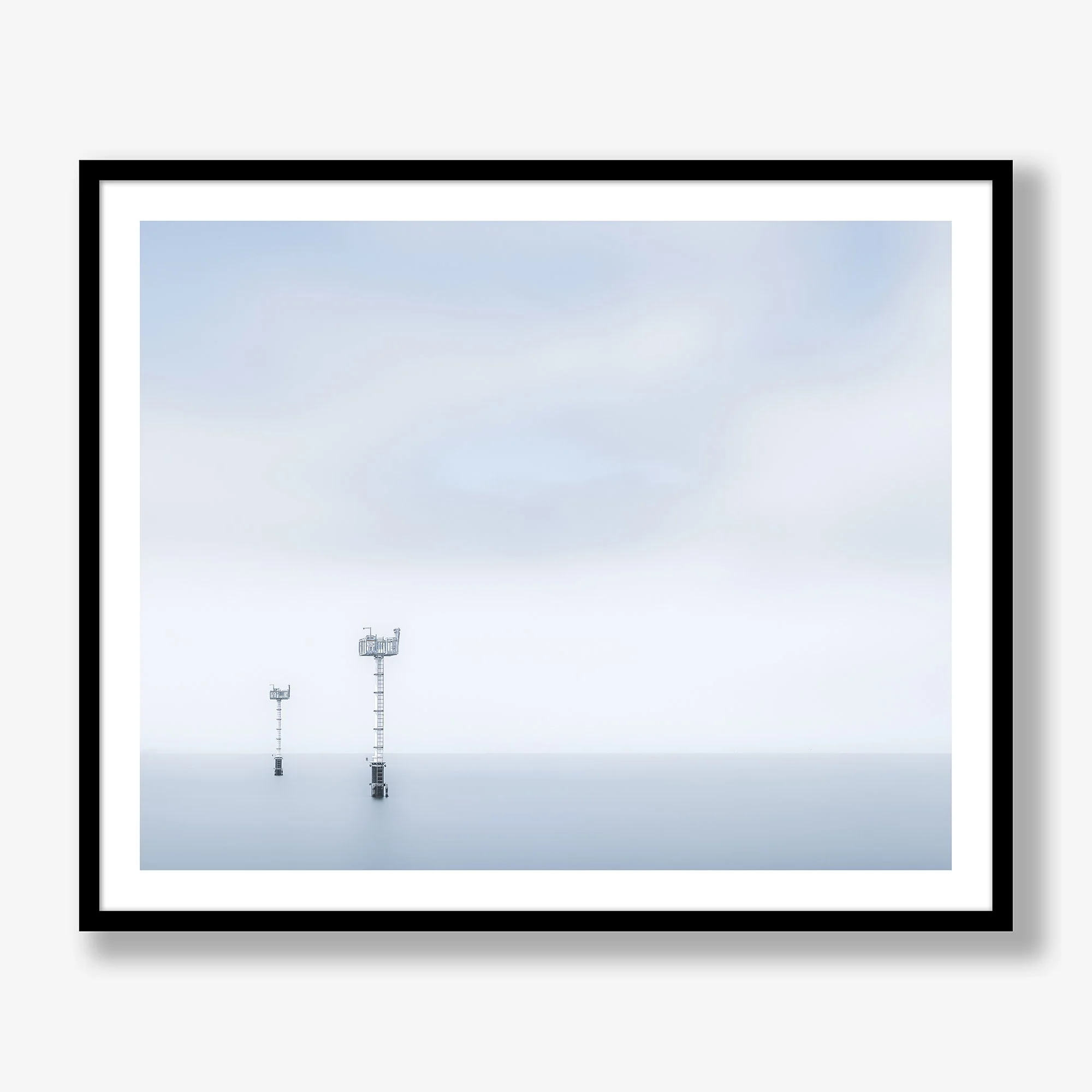 twins-5x4-black.jpg