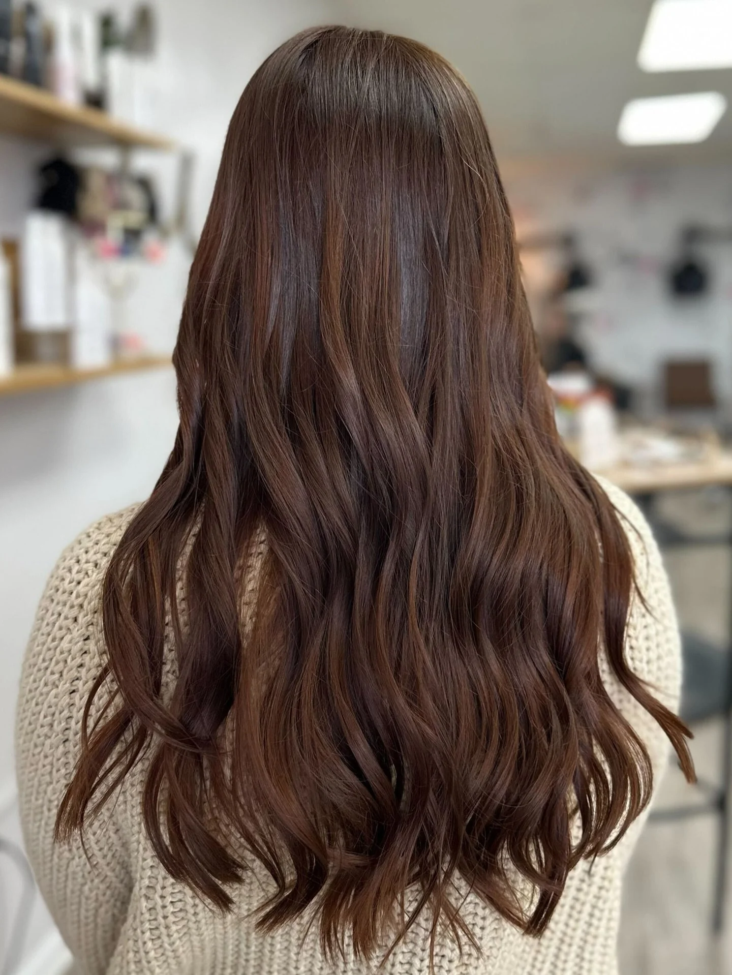 The dreamiest brunette💭✨🤎

Stunning color by @hairbyadriiana 

DAYTON OHIO HAIRSTYLIST | BEAVERCREEK OHIO HAIR SALON |