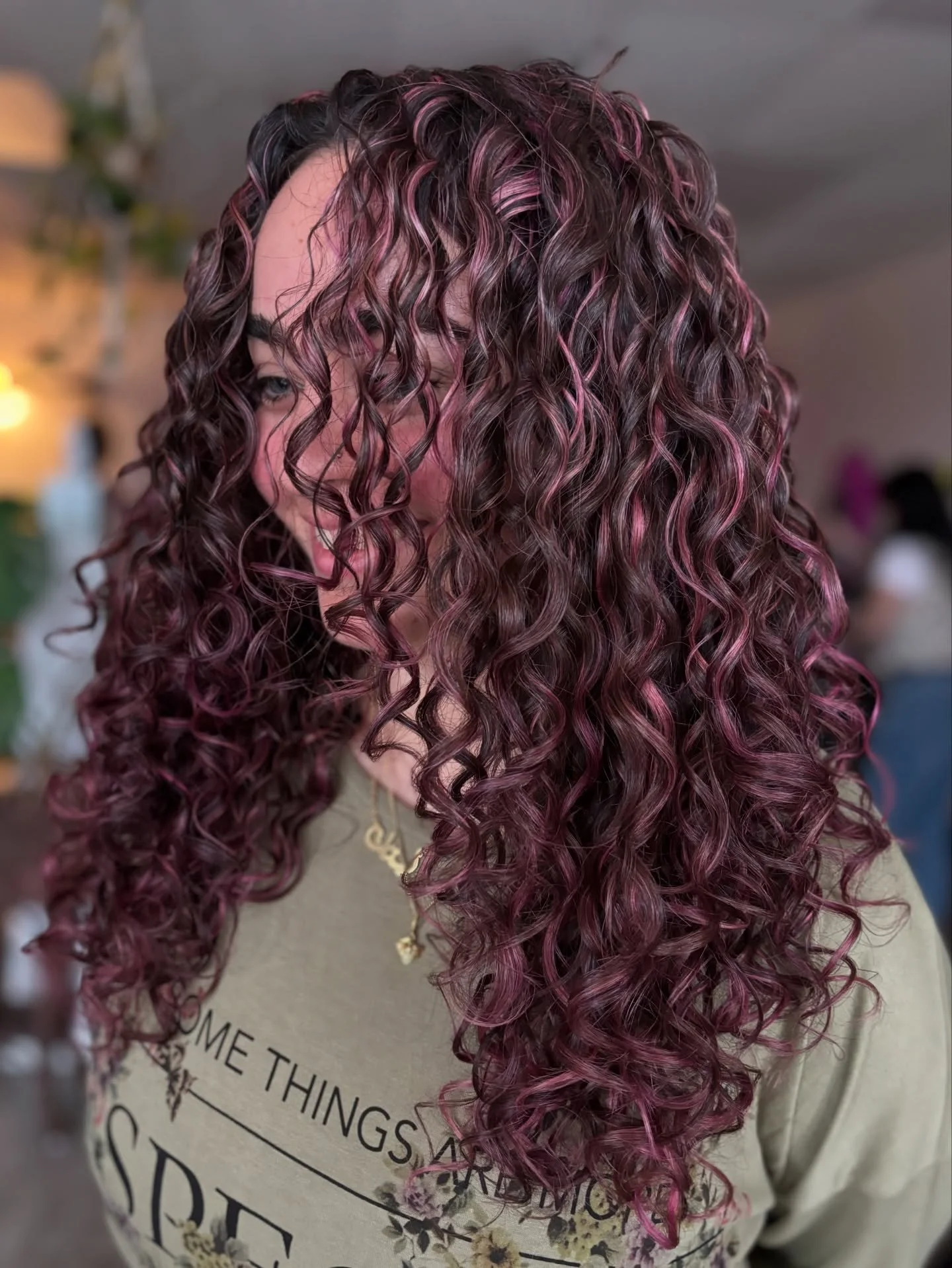 CURLY DIMENSION ✨

@beautybyravenn 

DAYTON OHIO CURLY HAIR SALON | DAYTON OHIO CURLY SPECIALIST