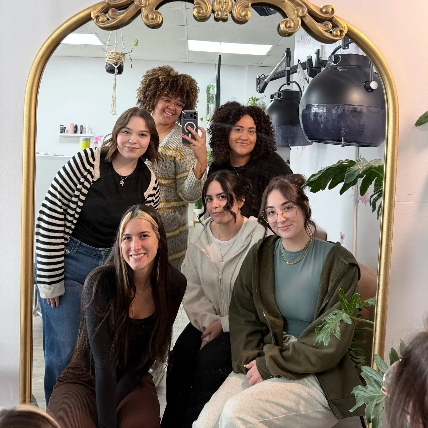 Great hair, better company✨

| DAYTON OHIO HAIRSTYLIST | DAYTON OHIO HAIR SALON |