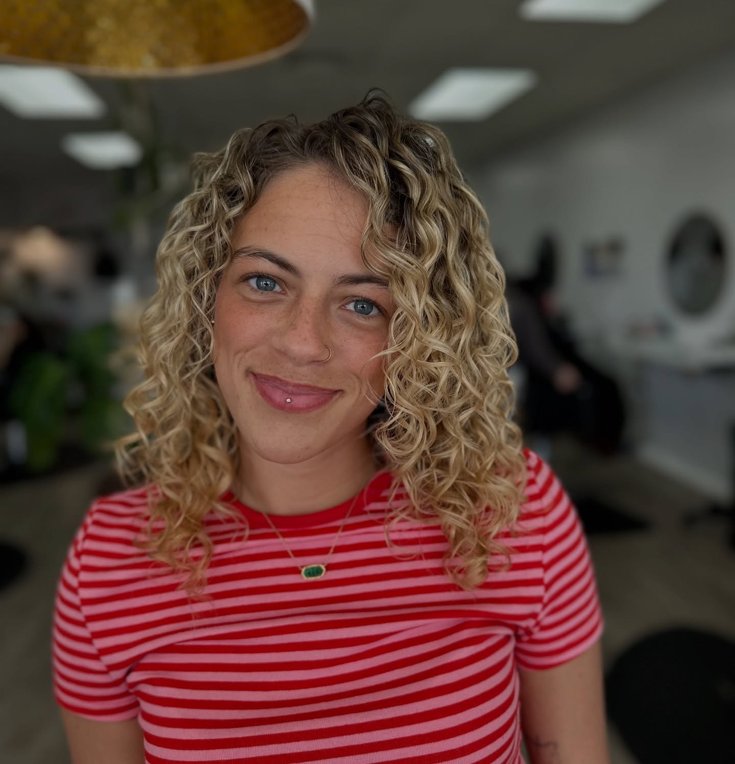 mid march dump✨👯&zwj;♀️👩&zwj;🦱🤎

DAYTON OHIO HAIRSTYLIST | OHIO HAIR SALON | BEAVERCREEK OHIO | DAYTON OHIO | #beavercreek | #dayton