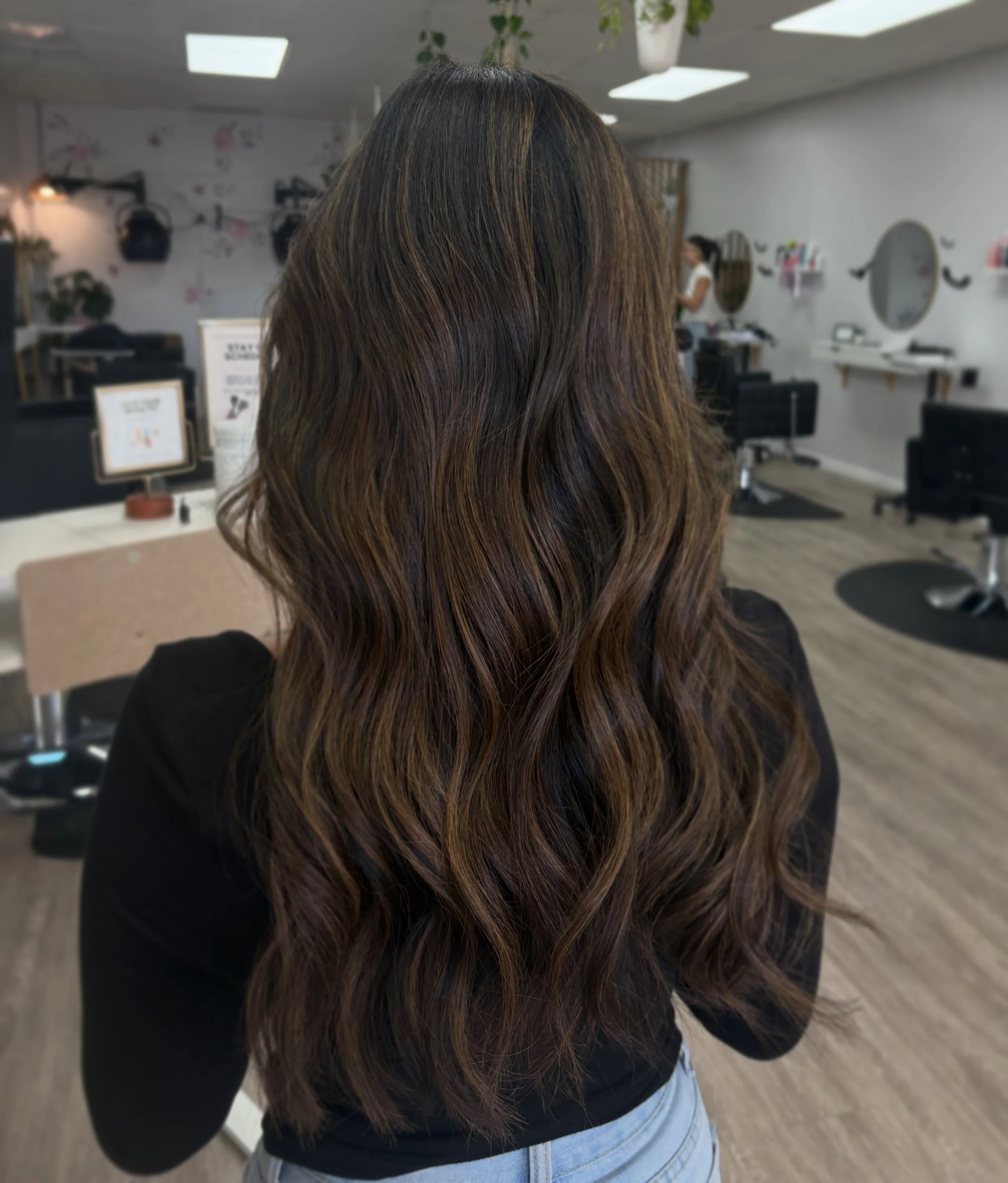 brunettes 🤝 dimension

Obsessing over this color by @gangstacutz 🤤

DAYTON OHIO HAIR STYLIST | DAYTON OHIO HAIR SALON | BEAVERCREEK OHIO HAIRSTYLIST