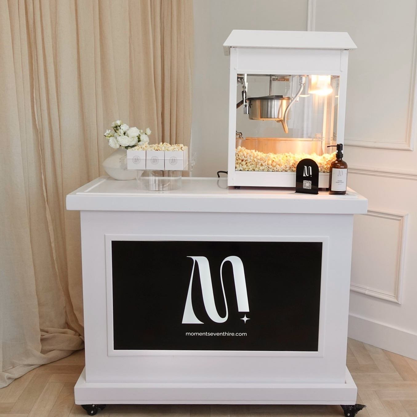 Popcorn party, anyone? Our new popcorn cart is here to make your next event extra special with it&rsquo;s customisable screen and custom popcorn boxes! Our Canvas, Your Vision🍿✨
.
.
.
.
.
#popcorncart #popcornmachine #popcornmachinehire #eventhire #