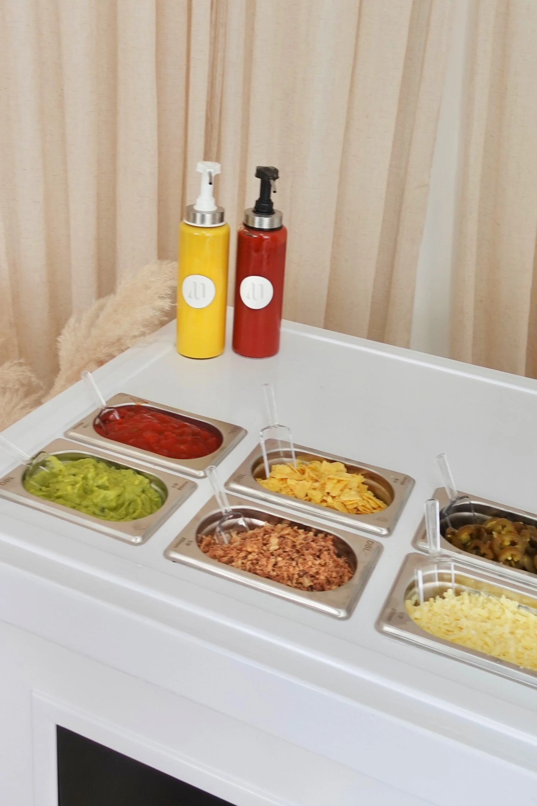 Hire our London hot dog cart for delicious food & a fun digital display! Perfect for corporate events.