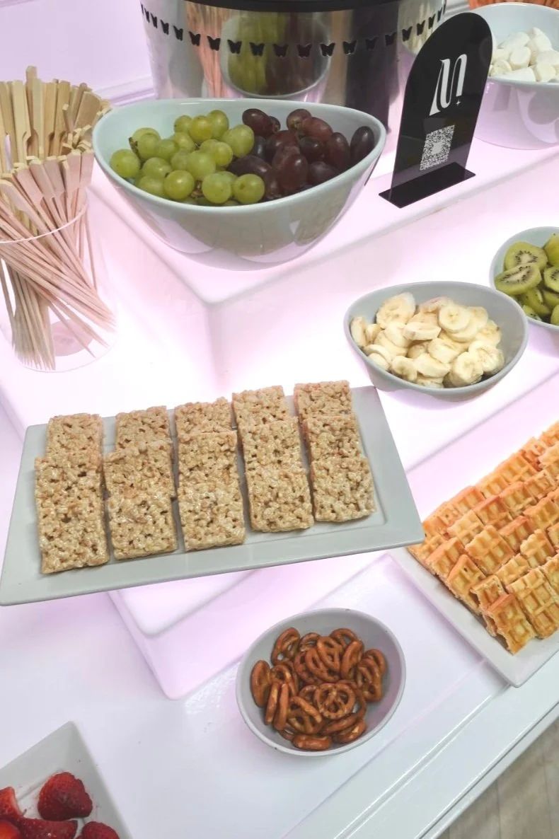 Contact us for delicious chocolate & a fun digital display at your corporate event (London, Essex, Kent, Surrey)