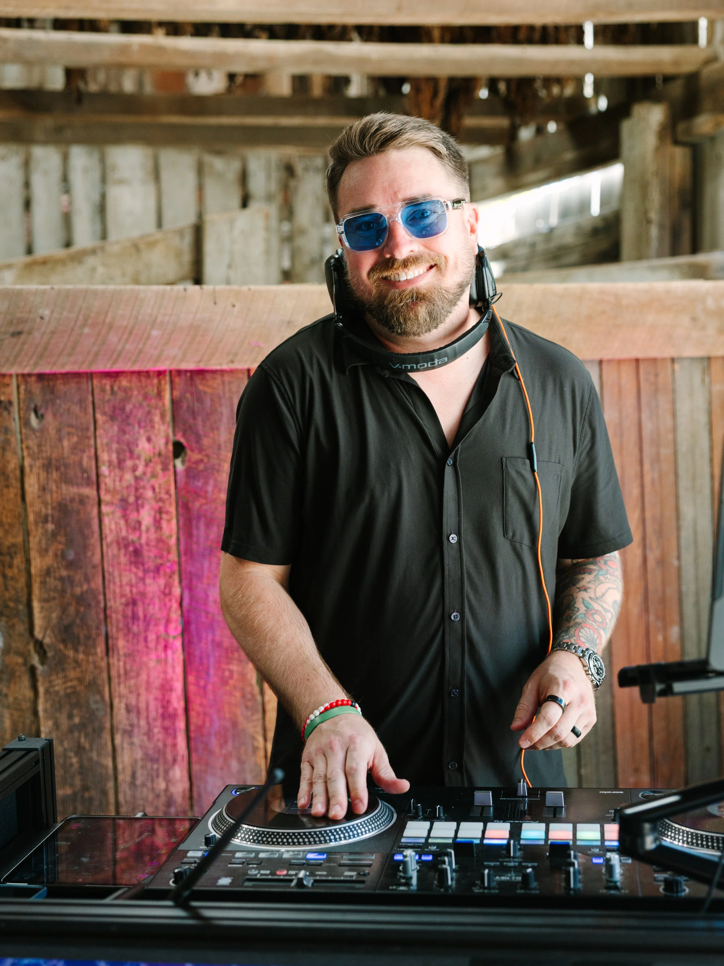 Fuse DJing a Wedding event, at Springhouse Gardens in Lexington Kentucky. 