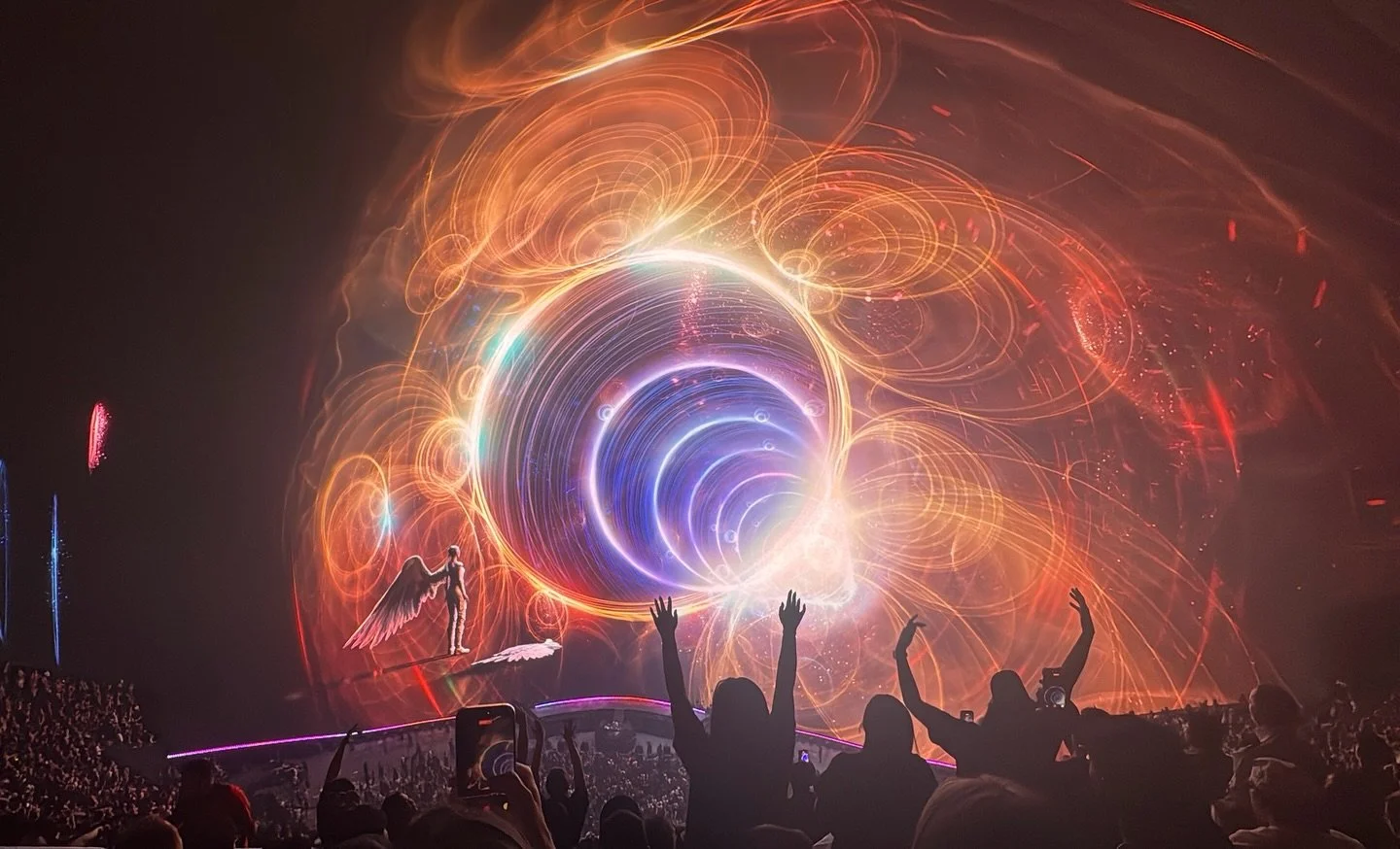 some of my favorite shots from the sphere&hellip;

@illenium @illeniumintel @vibeepresents