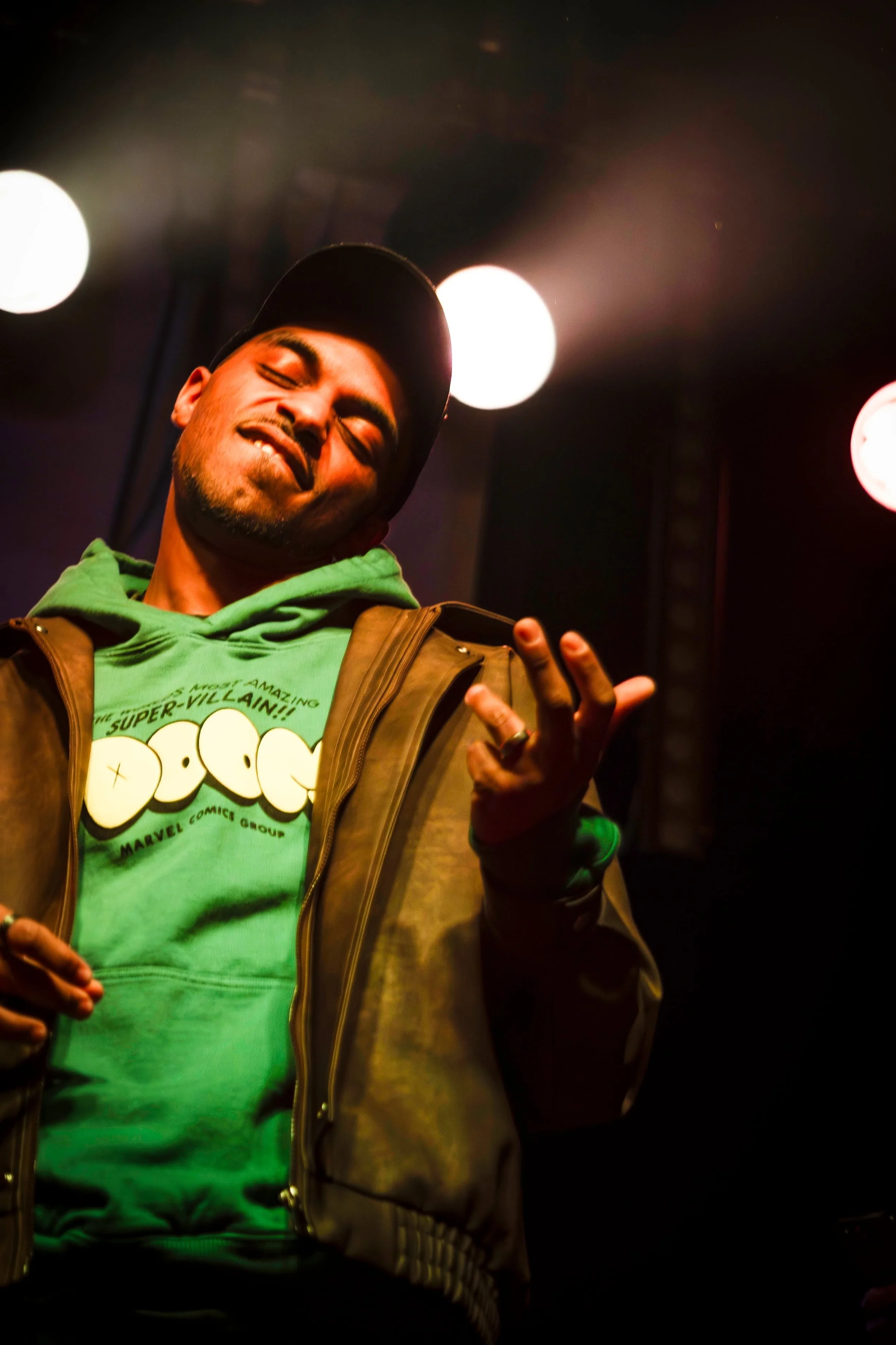  Book a Session with Maxx Marvel!