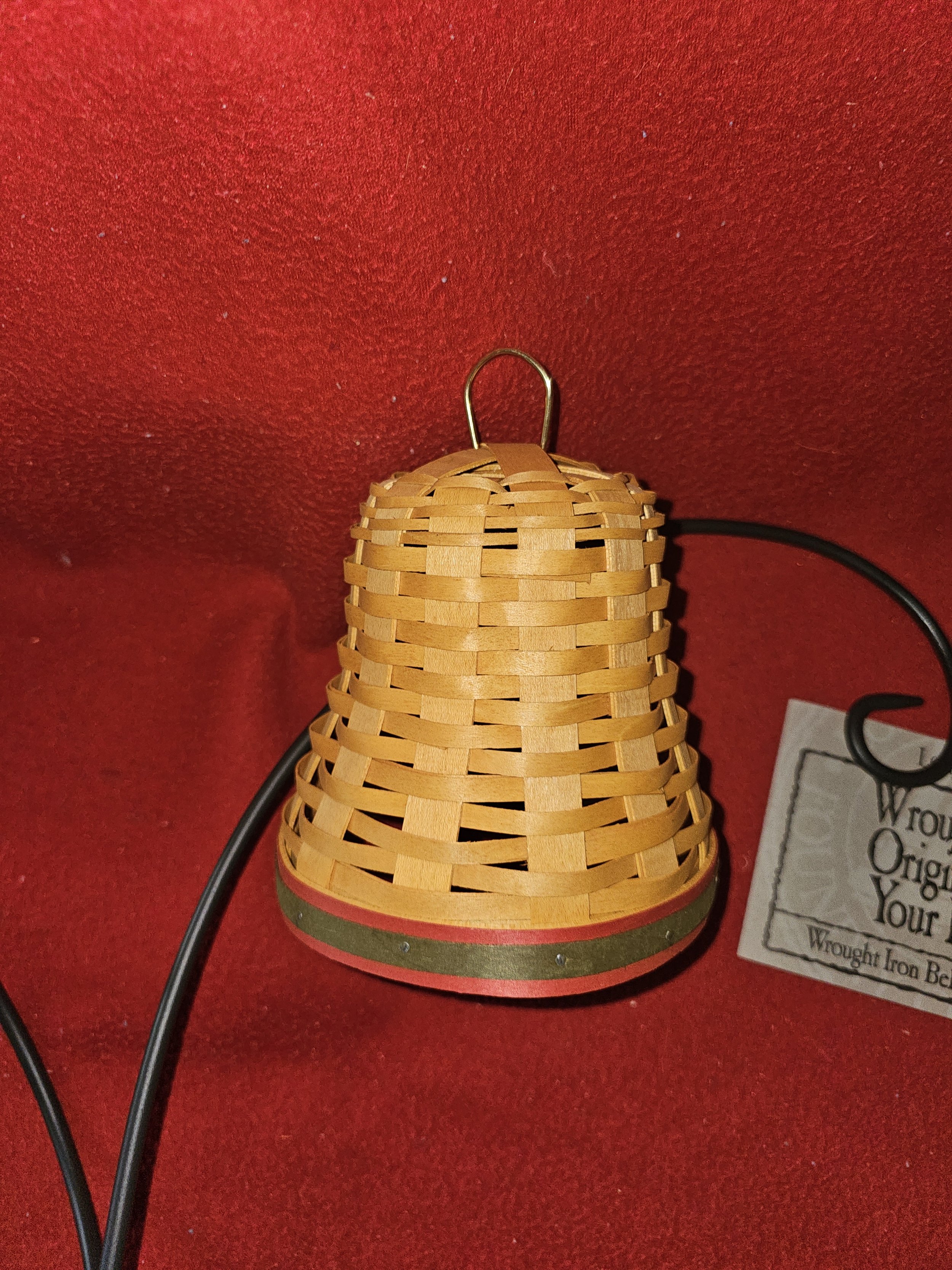 bellhange153944.jpg