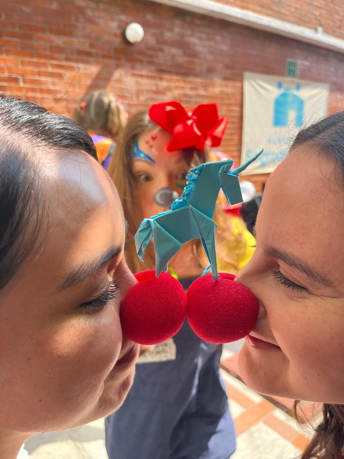 @doctorpayosa.ac clowning with kindness in Mexico 💜🎊🔆