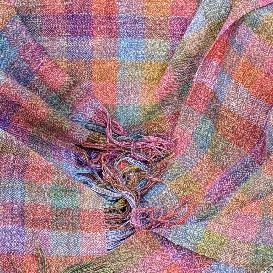 Travelling-Shawl_close#1.jpg