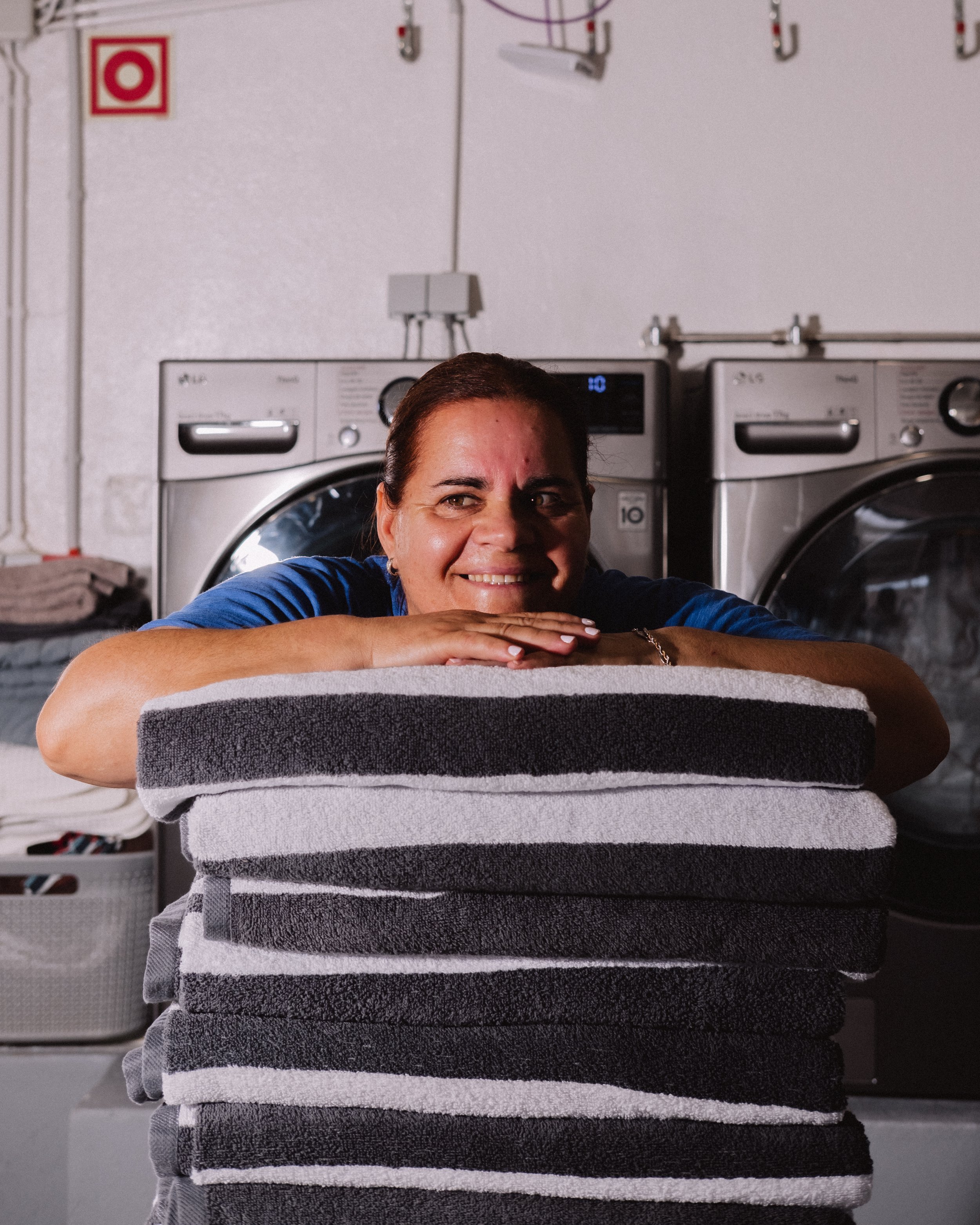 O lado invisível dos hotéis sustentáveis: trabalho, tempo e cuidado