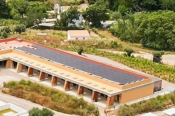 ENERGIA SOLAR: 170 painéis fornecem conforto sem culpa