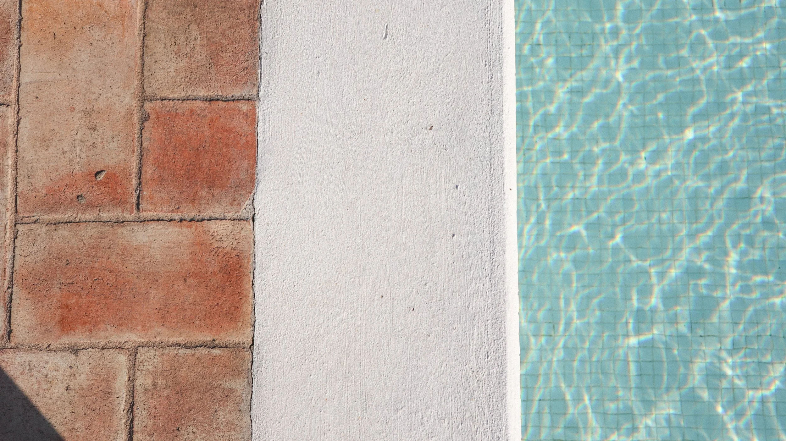 QUERES VIR À PISCINA?