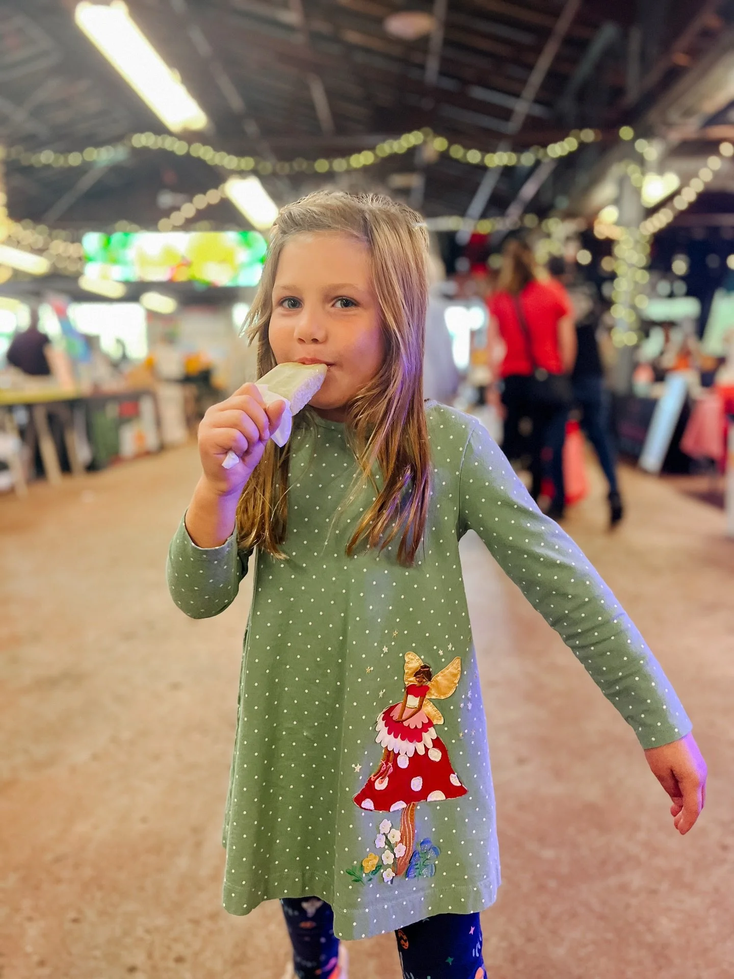 The easiest way to keep little hands occupied while you shop around at Royal Oak Farmers Market 🛒 Grab &lsquo;em inside @marilynsdetroit every weekend ✨

Every Lofty Pop is made with real fruit &amp; natural ingredients, so kids feel like they get a