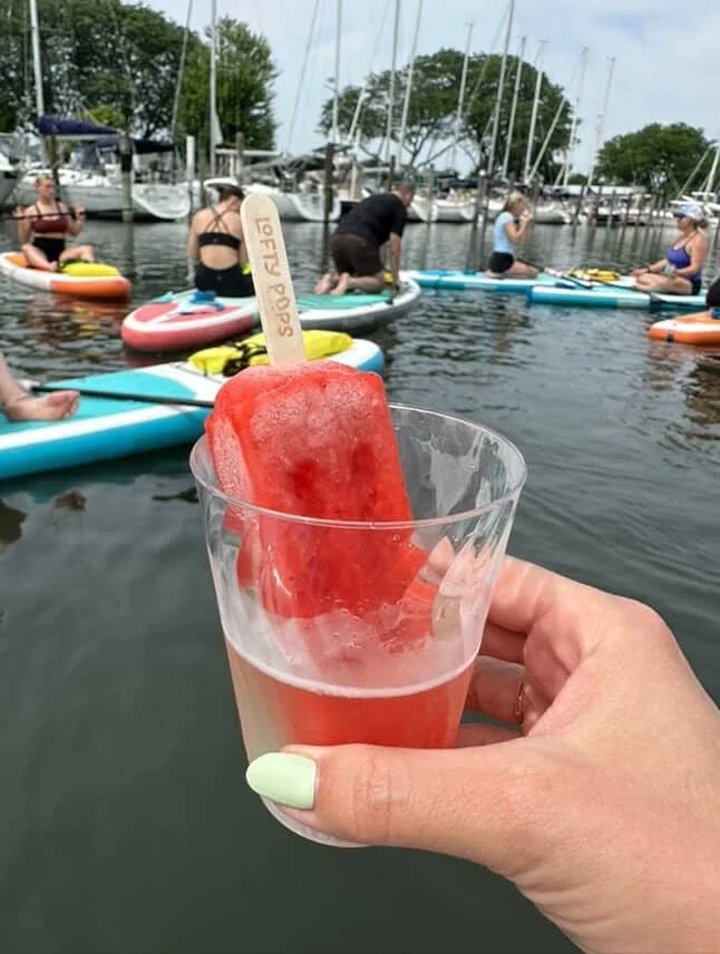Mentally I&rsquo;m still here ☀️ Even though the temps are dropping, you can keep those sunny vibes going year-round with Lofty Pops! Find us in the freezer aisle at:
🍓 Holiday Market &amp; Value Center
🍓 Western Market
🍓 Westborn Market
🍓 Golden