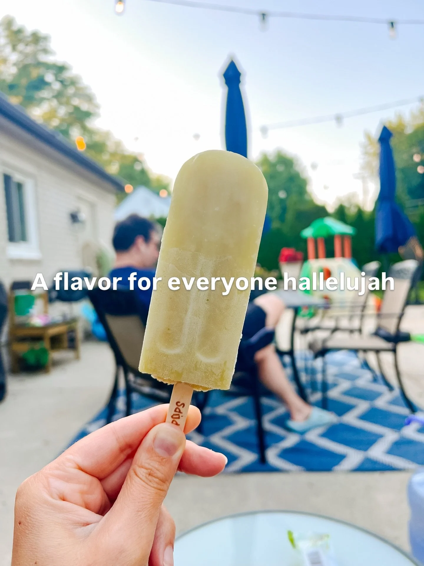 Everything hallelujah ✨🧊🍓🍋