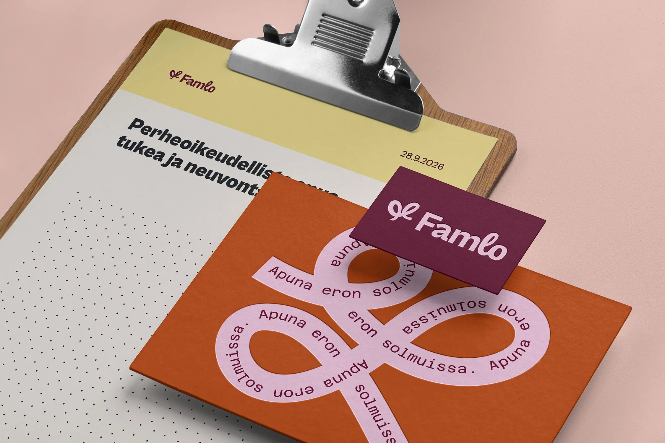 Famlon yritysilme painomateriaaleissa