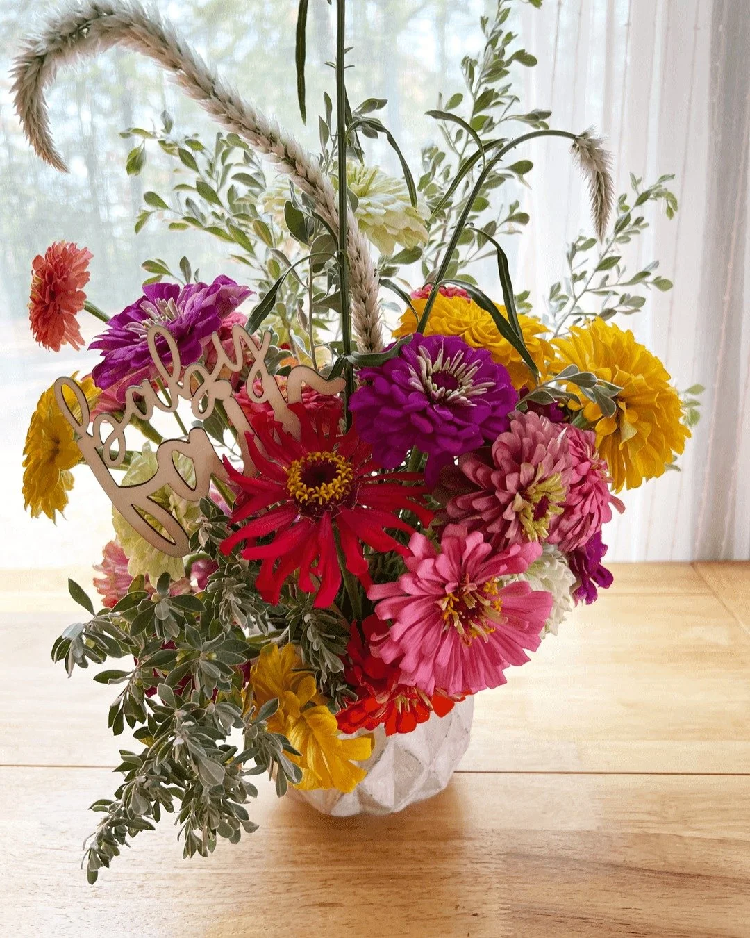 Creating a memorable event at Mi Casa Su Casa means adding those personal touches that truly matter. 

Every bouquet, like this one, reflects the joy and warmth we aim to share. 

Let us help you craft the perfect celebration in our welcoming space!