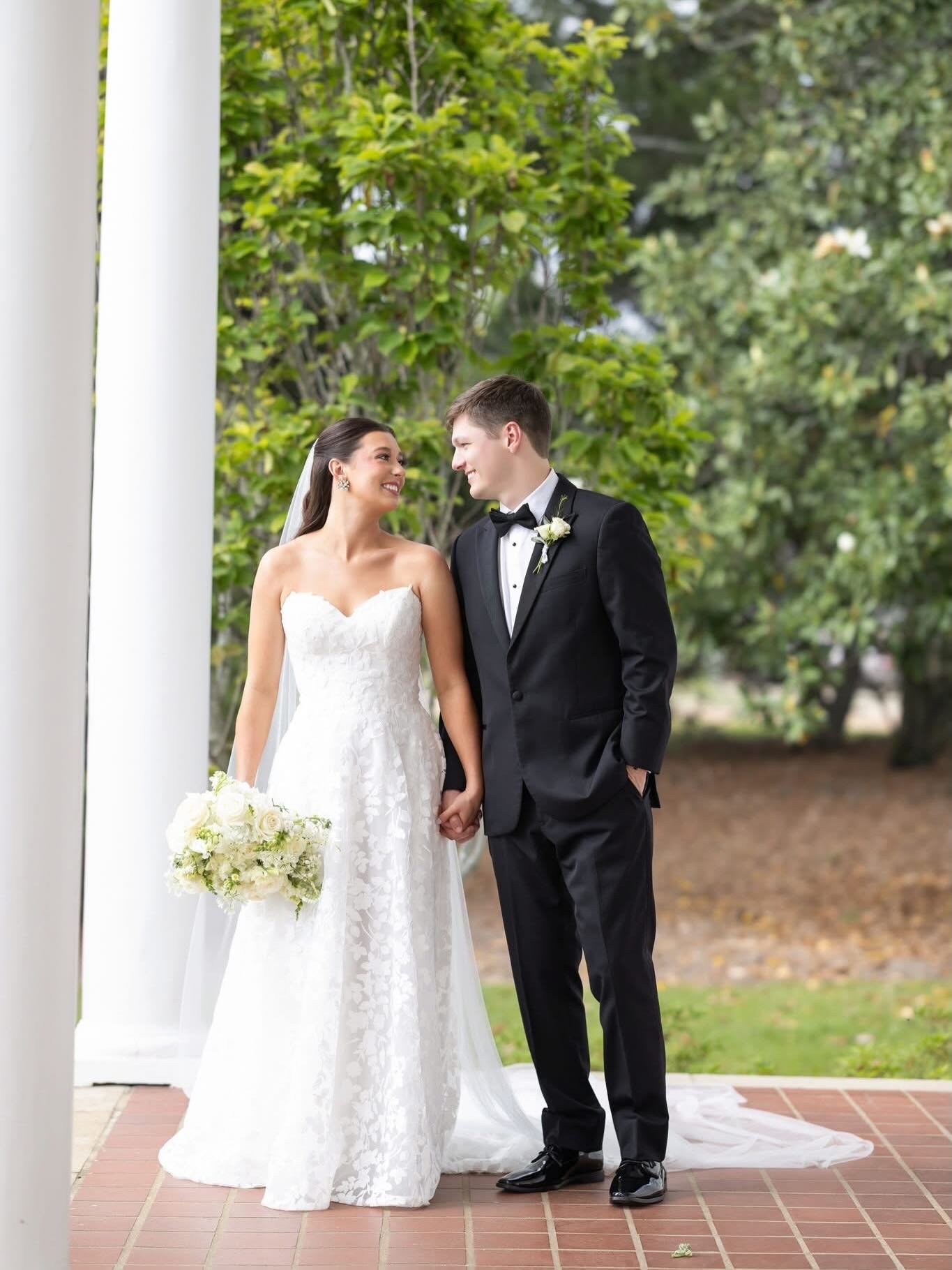 Mr &amp; Mrs Hazlett [April 25, 2026]

The incredible vendors:
@briannabeltondesign 
@socialbitesconfections 
@meekrzmakeup 
@touchedby_grace 
@the_caravan_band 
@thebighouseruston 
@trinityruston 
@pleaseandthankyoupaperco 
@olivialottphotography