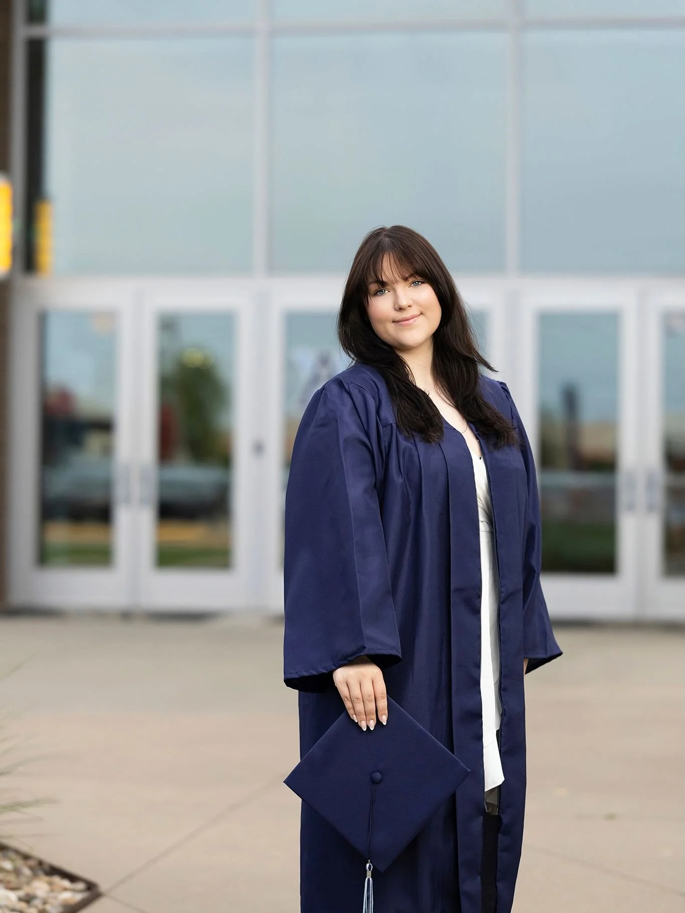 Just a little cap &amp; gown session 🩵 

#seniorportraits #senior #classof2026 #flashphotograpy