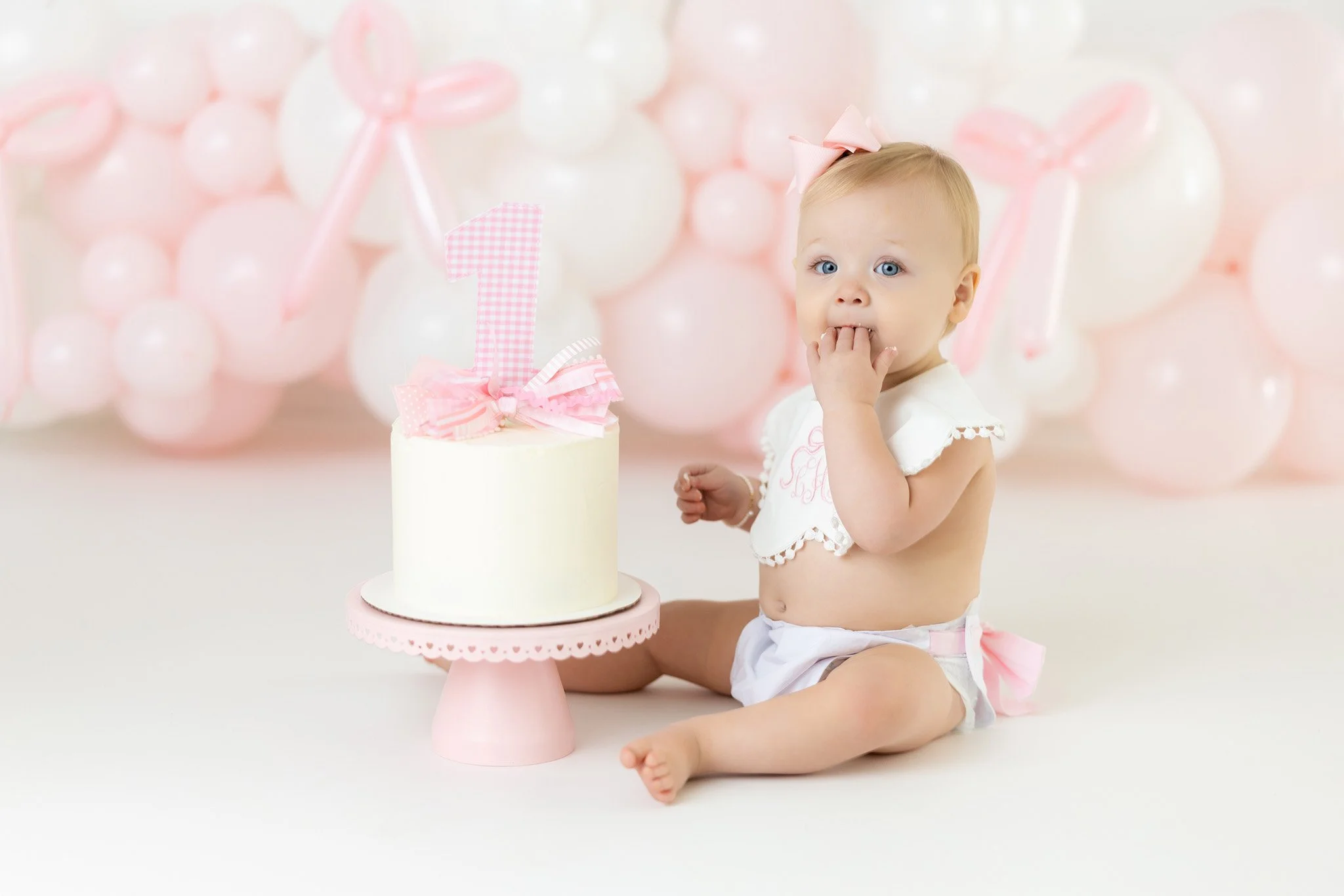 Kambrie-Cake-015web.jpg