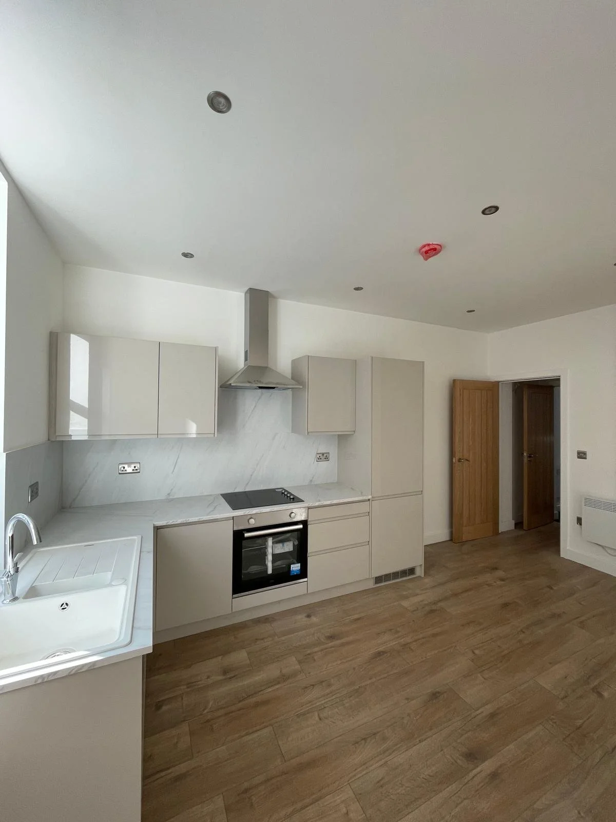 VKSB-South_Street-2024-04-28 at 15.45.07 (5).jpeg